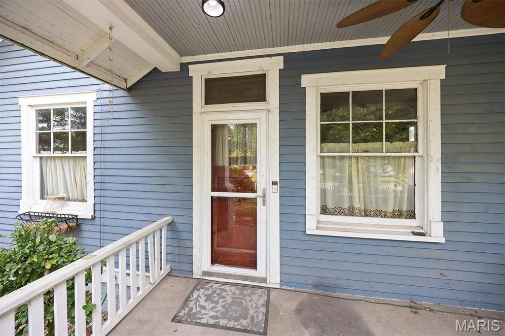 808 Troy RD, Edwardsville, IL 62025