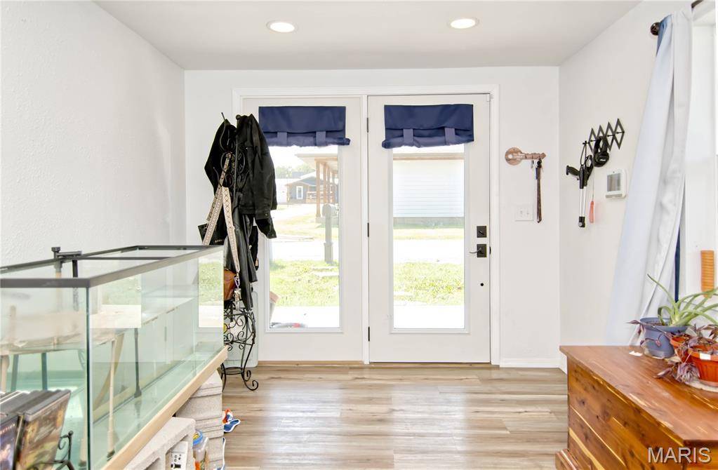 286 Wildflower AVE, Rockaway Beach, MO 65740