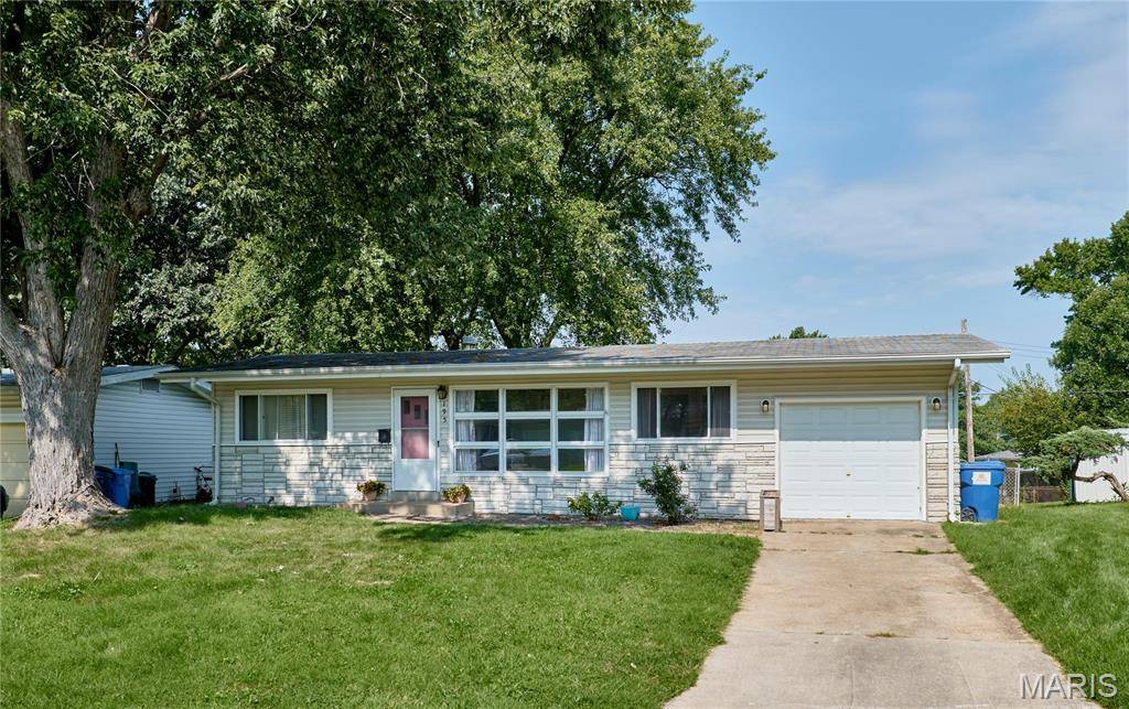195 Grenoble LN, Florissant, MO 63033