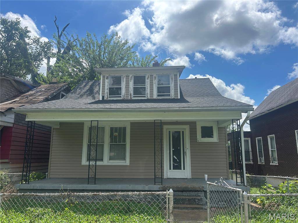 4926 Davison AVE, St Louis, MO 63120