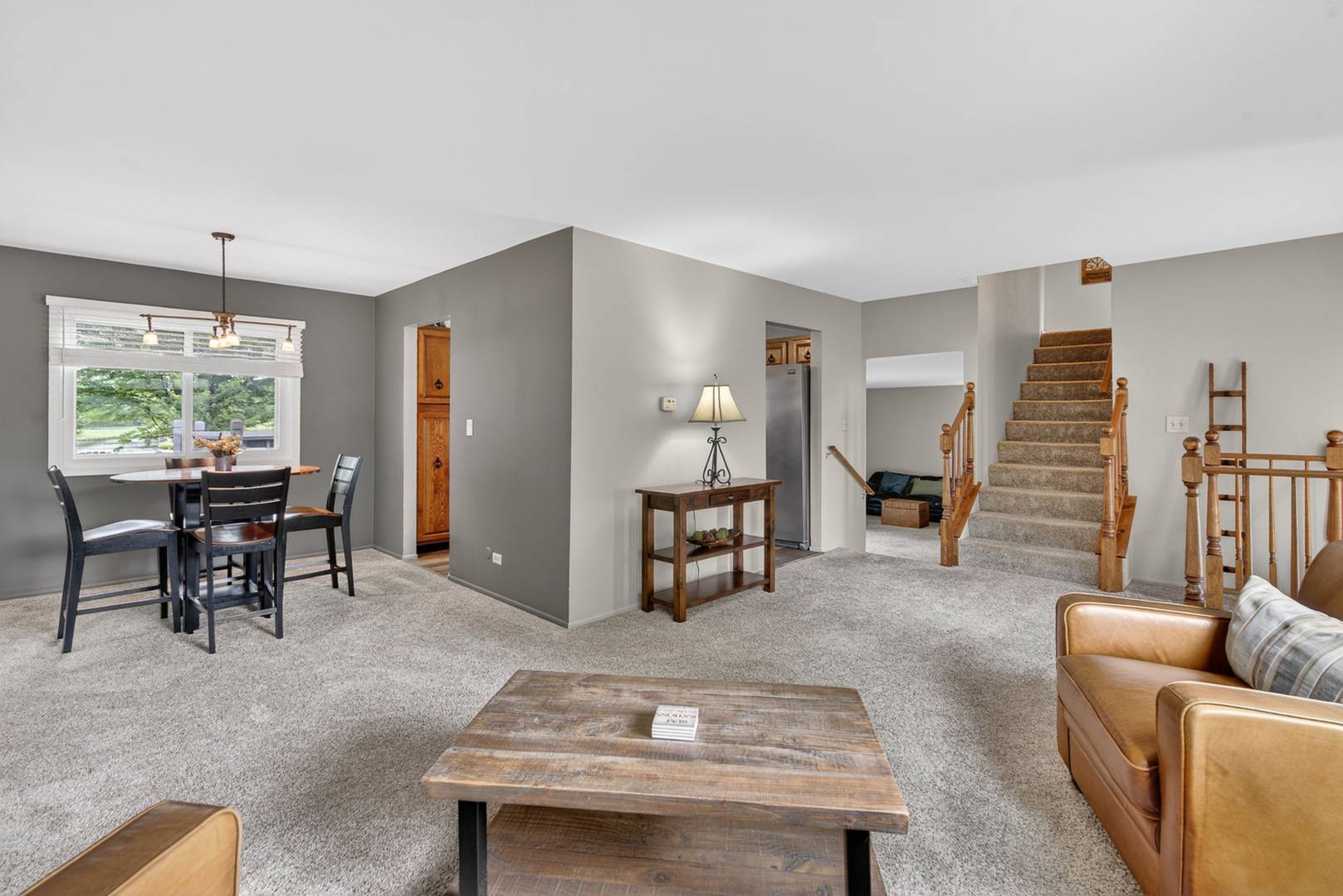 433 N Ashbury AVE, Bolingbrook, IL 60440