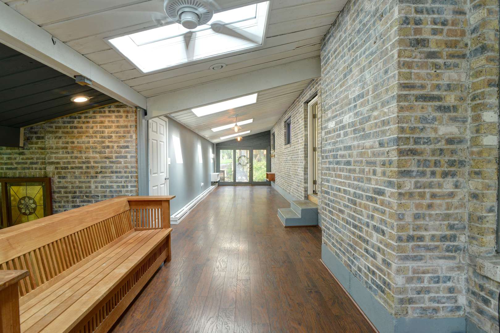 3N353 Pine Hills RD, St. Charles, IL 60175