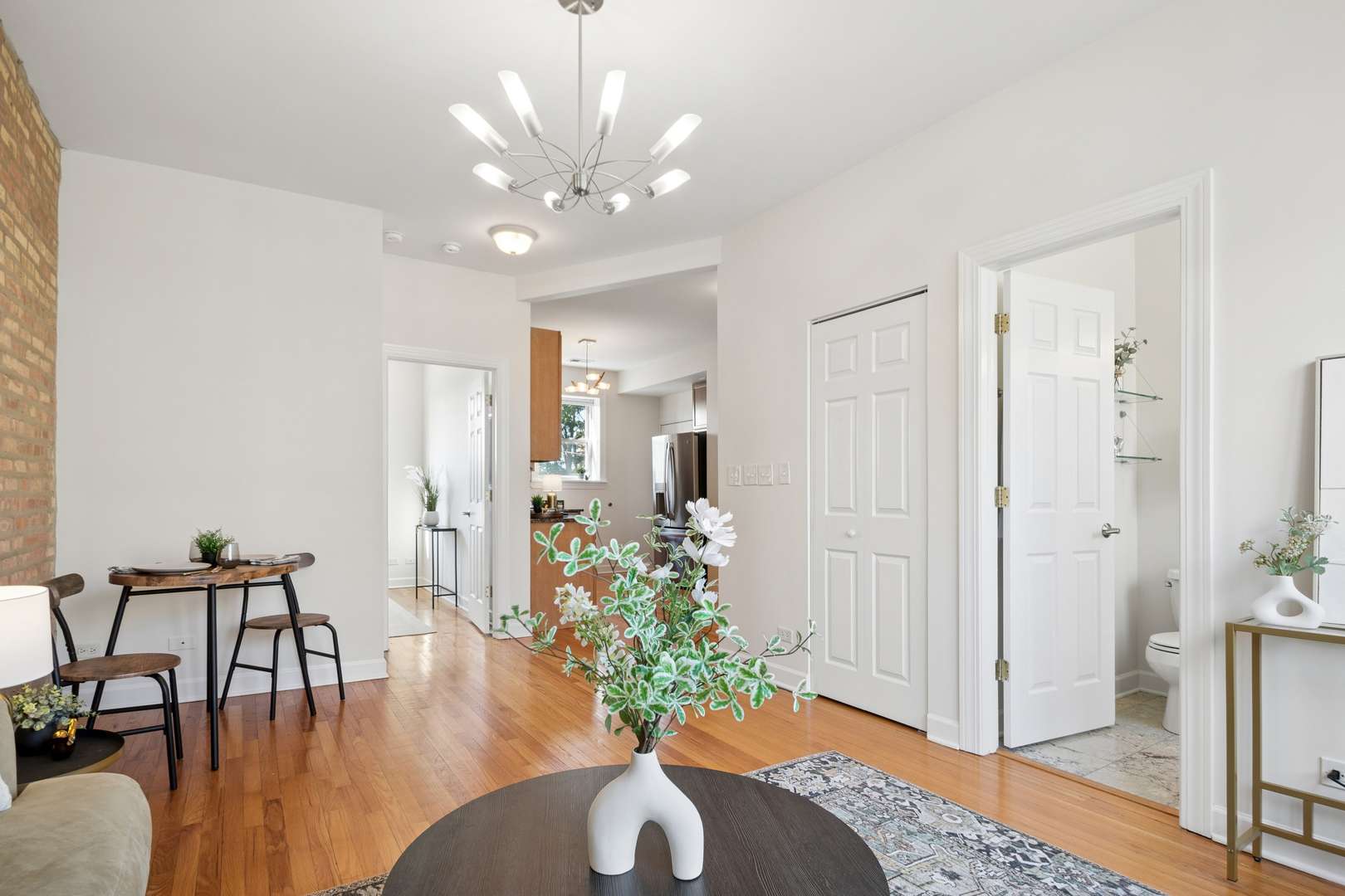 4014 N Albany AVE #3A, Chicago, IL 60618
