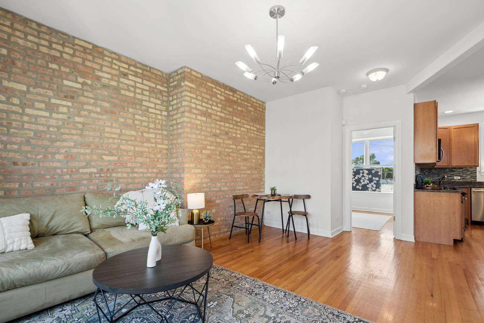 4014 N Albany AVE #3A, Chicago, IL 60618