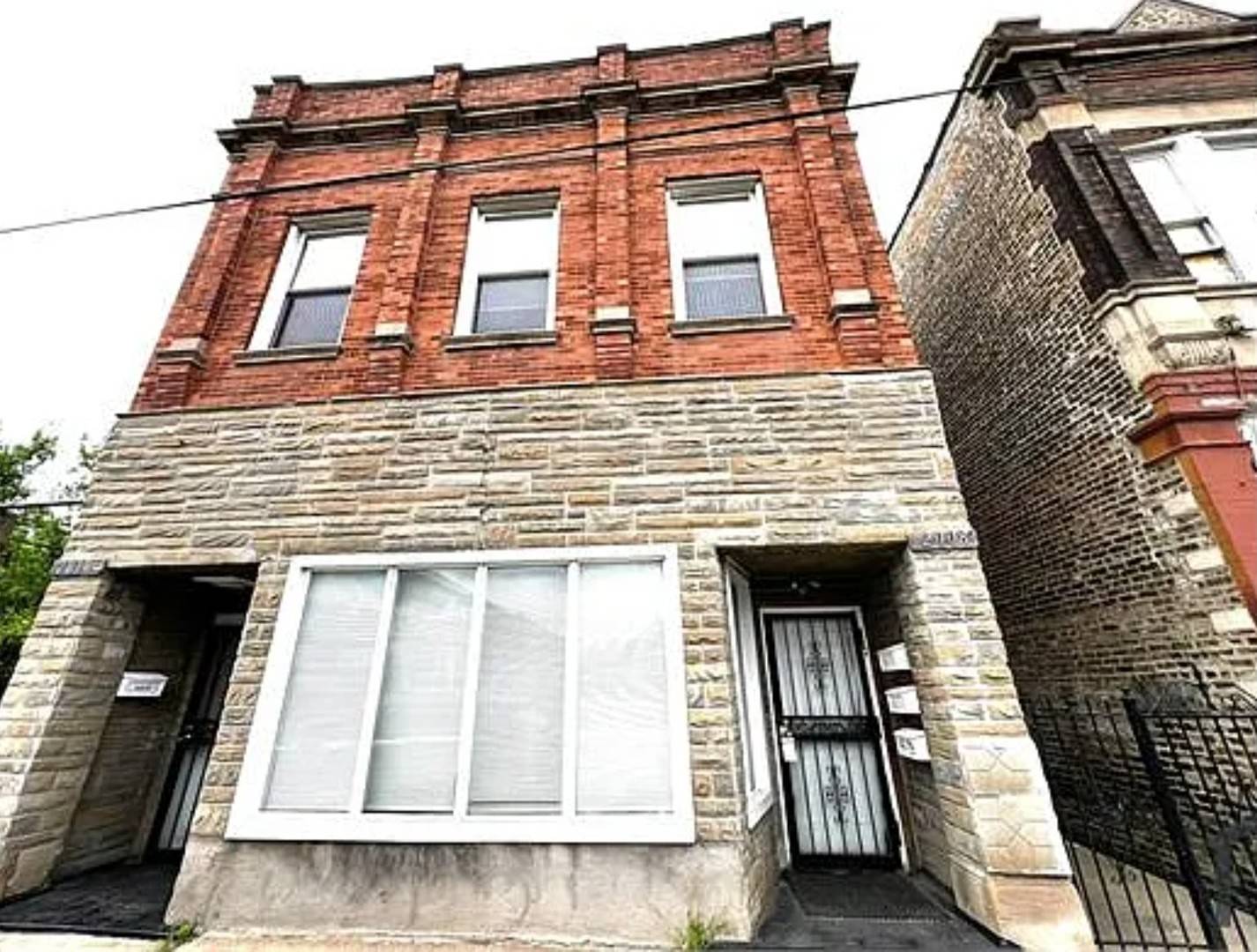 2008 S Pulaski RD, Chicago, IL 60623