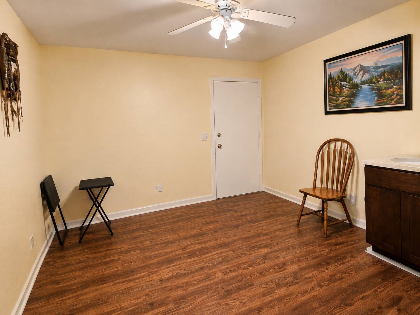 2415 Ogden AVE #5, Downers Grove, IL 60515