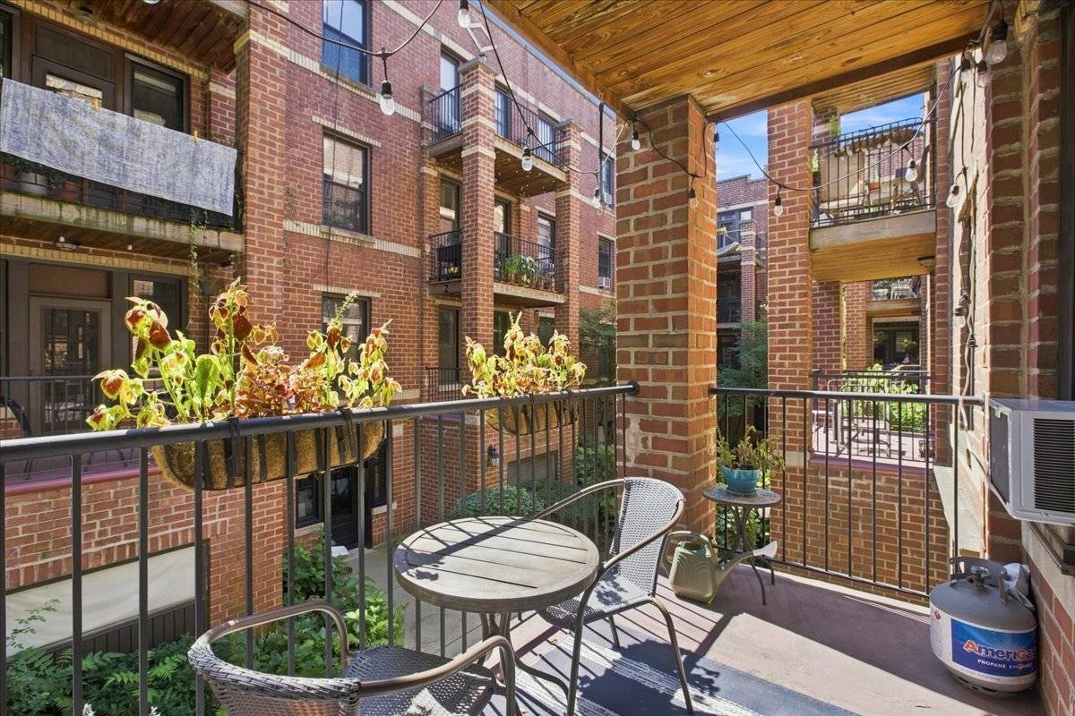 2116 N SEMINARY AVE #26, Chicago, IL 60614