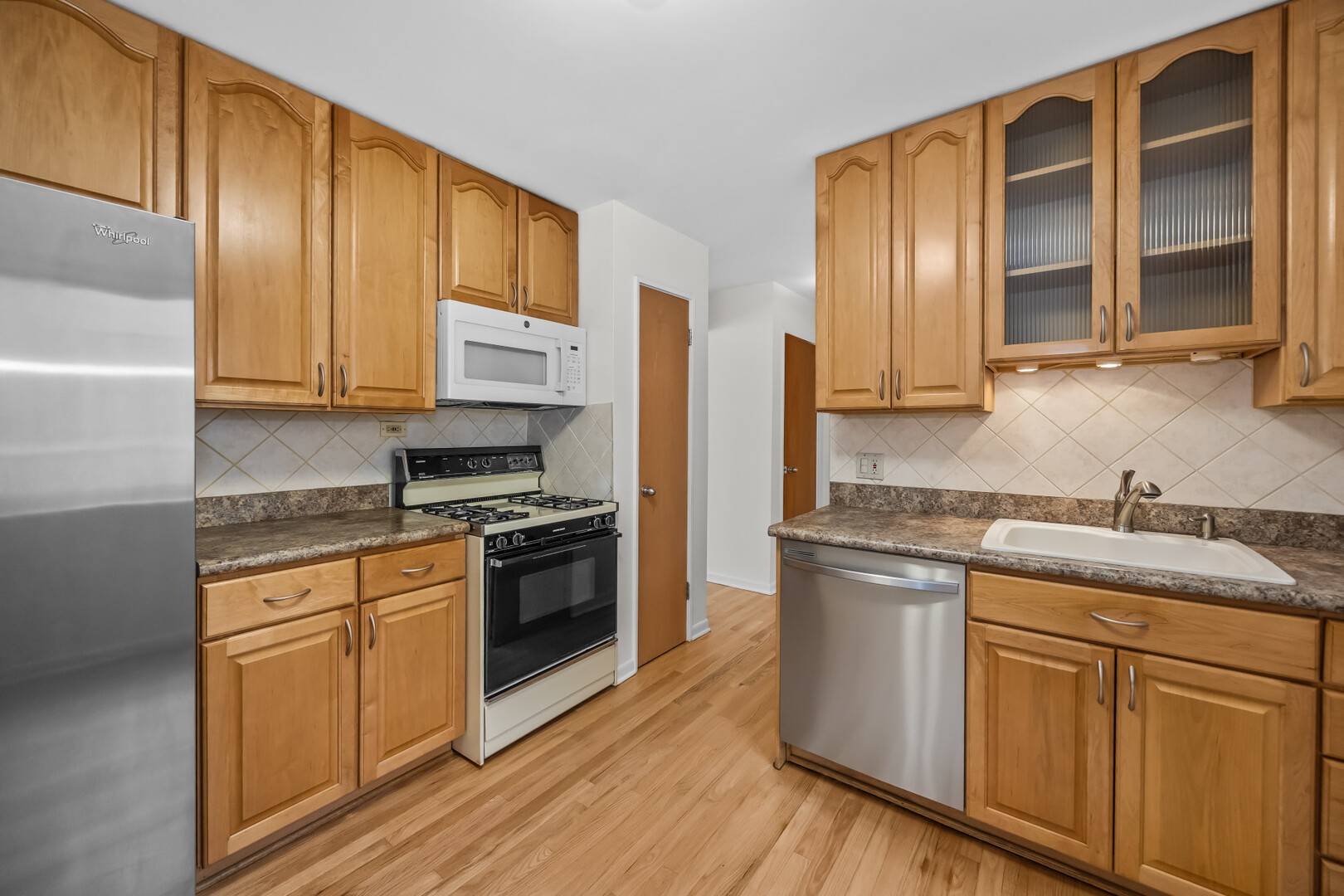 4720 Washington ST #C, Skokie, IL 60076