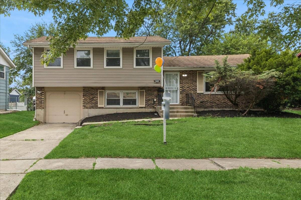 3421 Birchwood DR, Hazel Crest, IL 60429