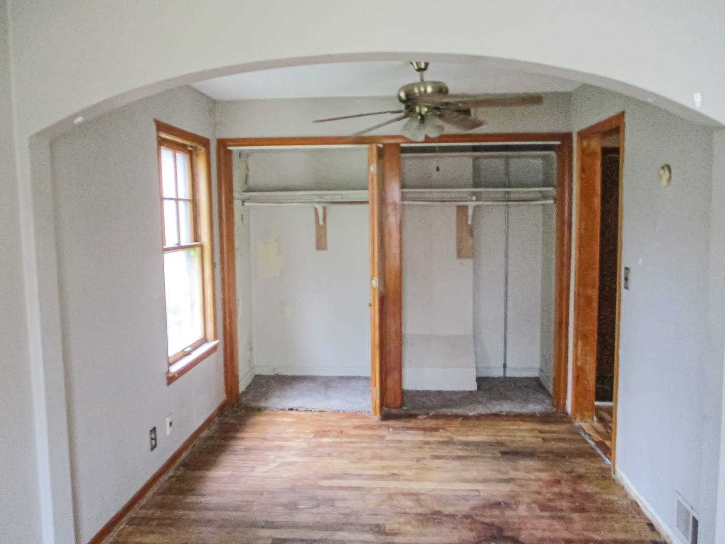 4228 Konrad AVE, Lyons, IL 60534
