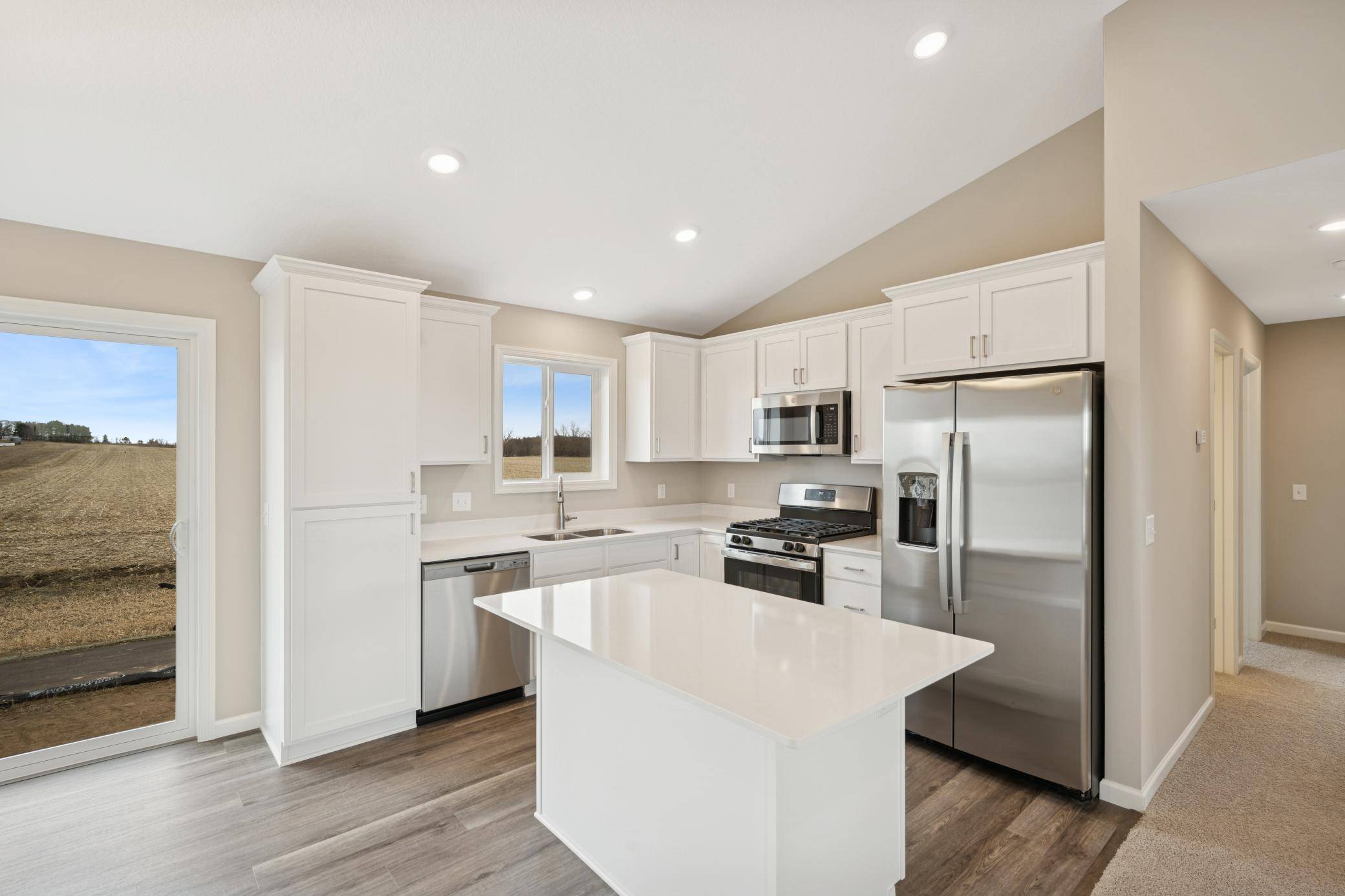 1003 Brandenburg CIR, Waverly, MN 55390