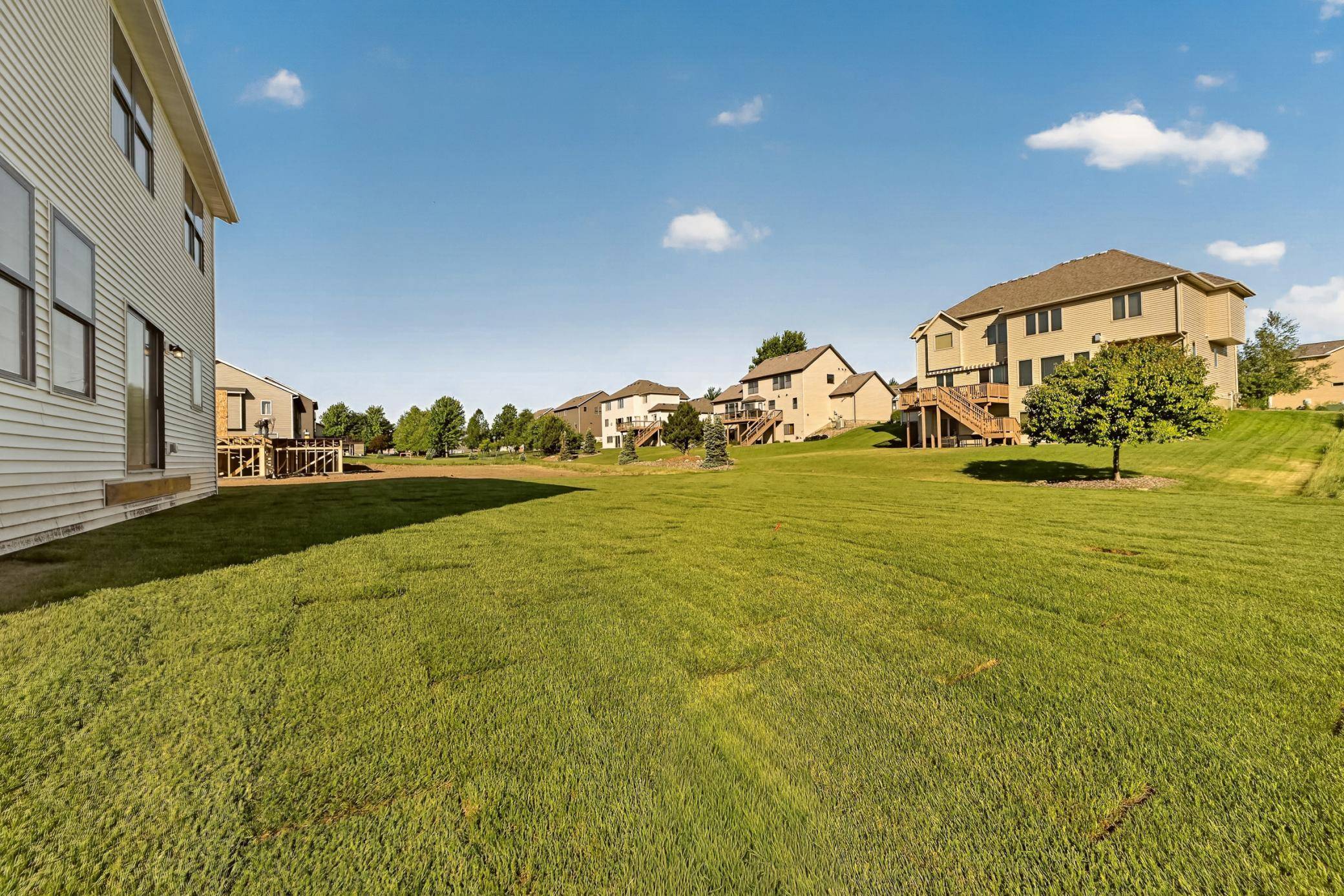3435 Stonehedge DR NE, Rochester, MN 55906
