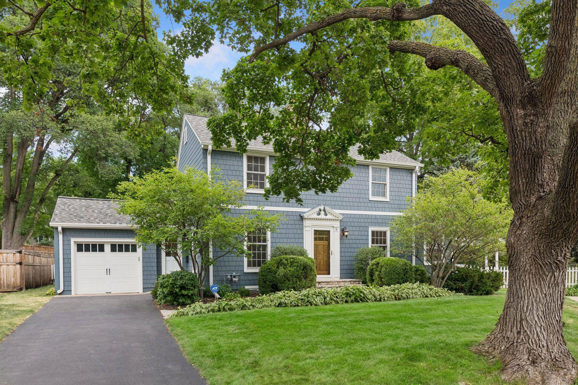 6 Edina CT, Edina, MN 55424