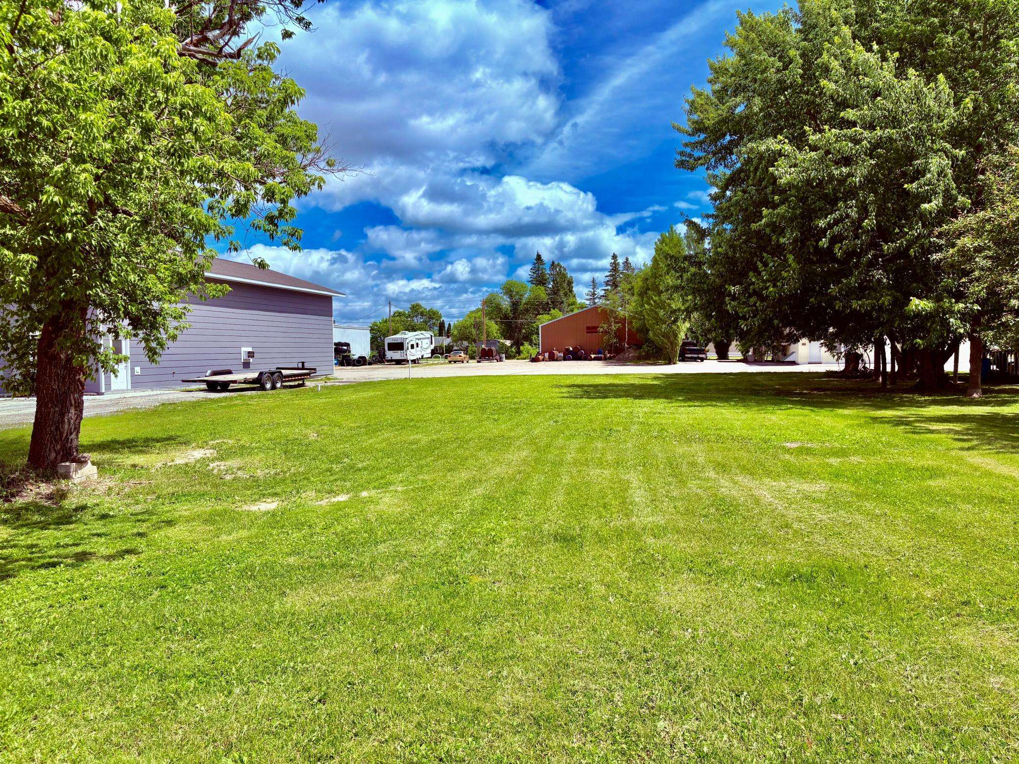 111 & 113 3rd AVE SE, Baudette, MN 56623