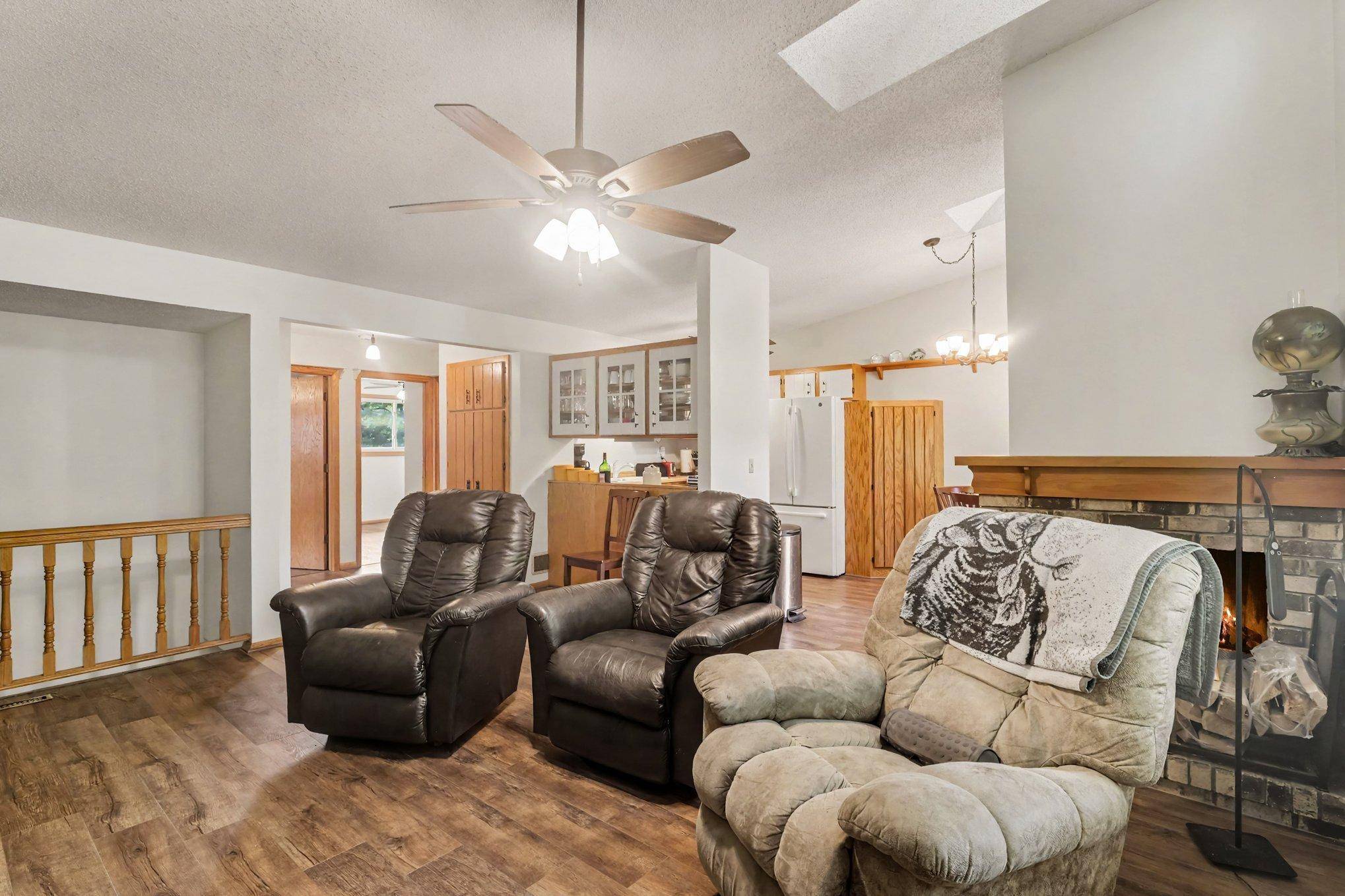5626 N Innsbruck CT, Minneapolis, MN 55432