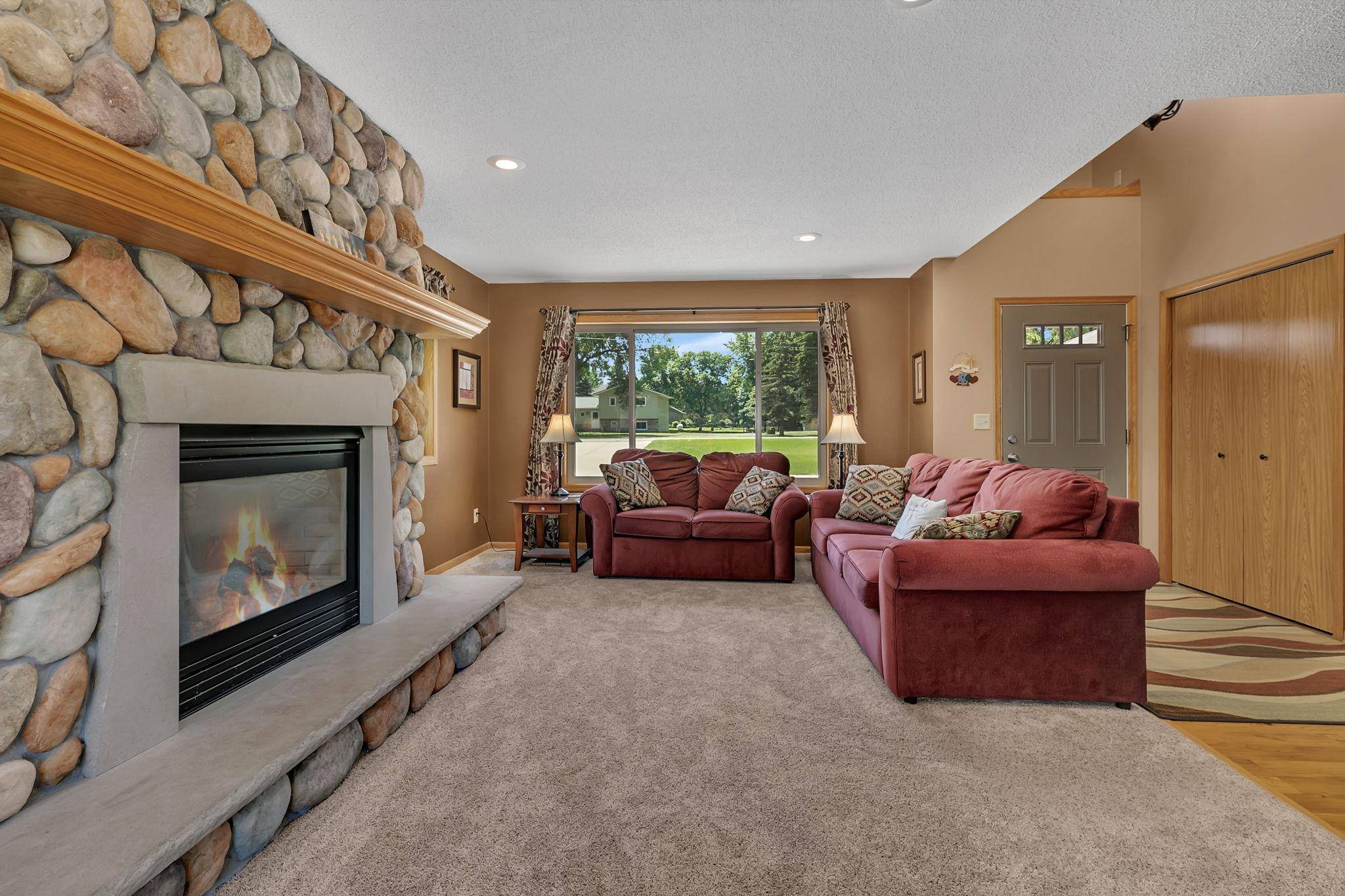 37785 Sunnyfield CIR, Avon, MN 56310