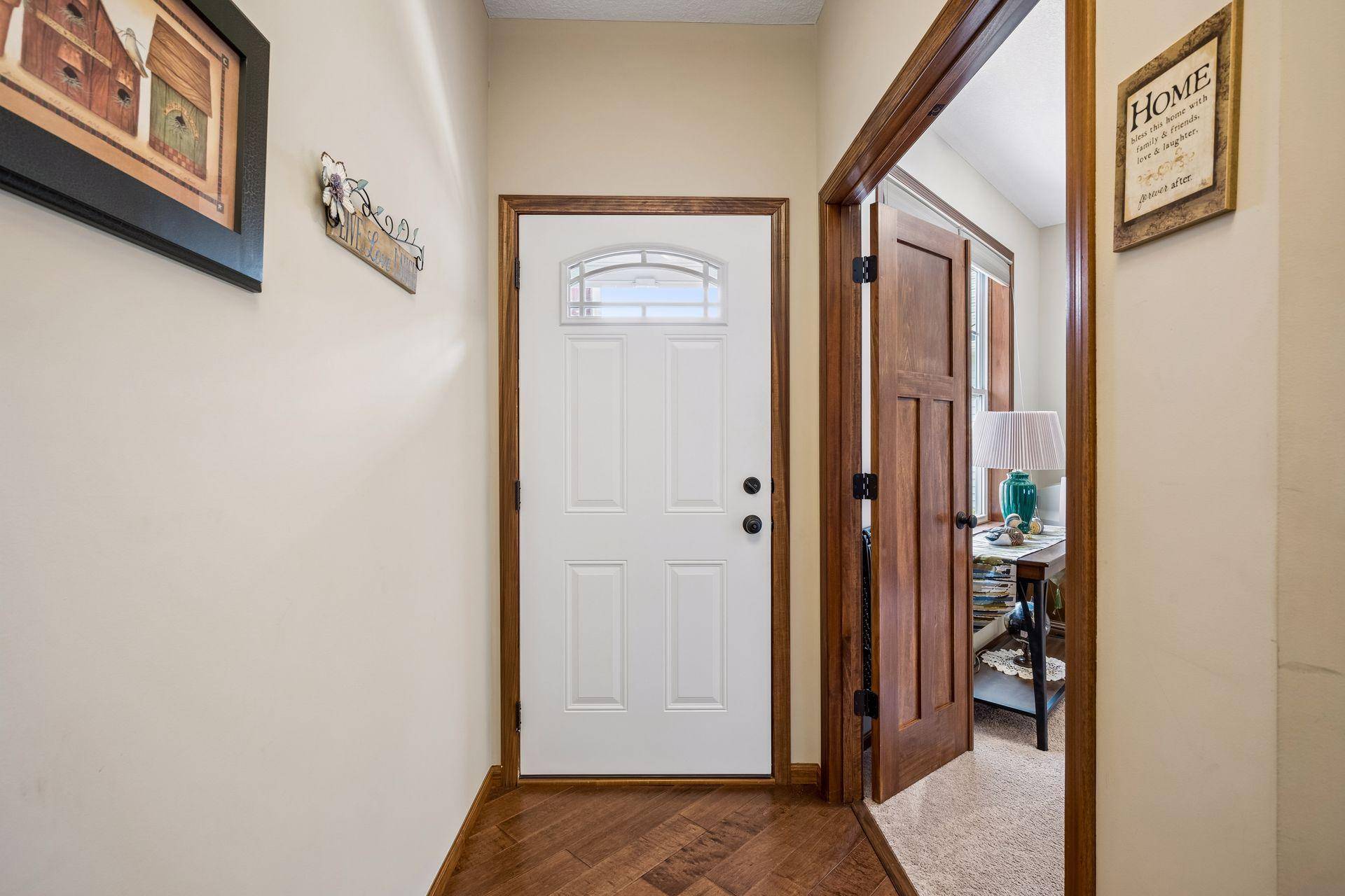 10263 Kittredge Pkwy NE, Albertville, MN 55301