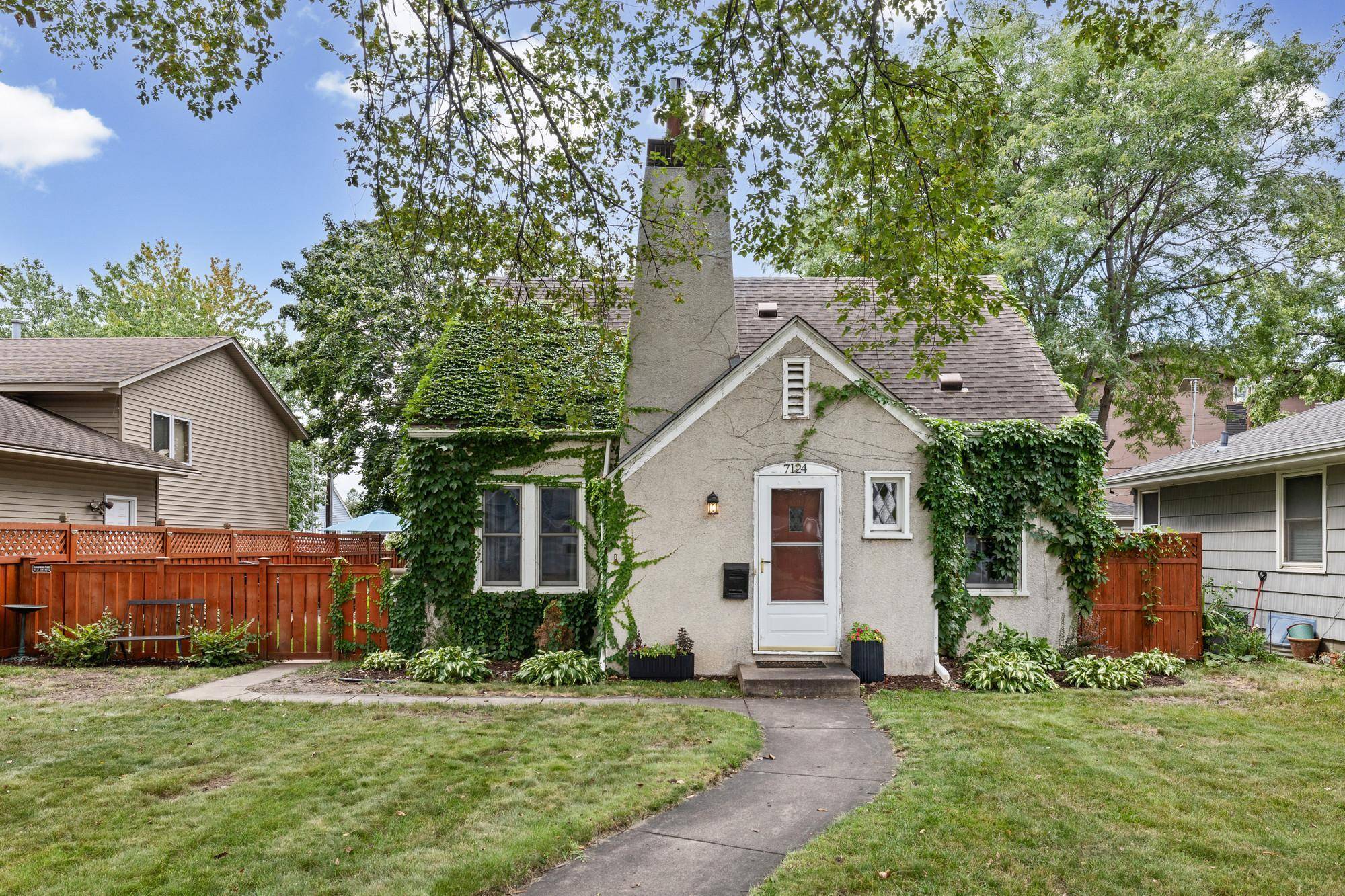 7124 1st AVE S, Richfield, MN 55423