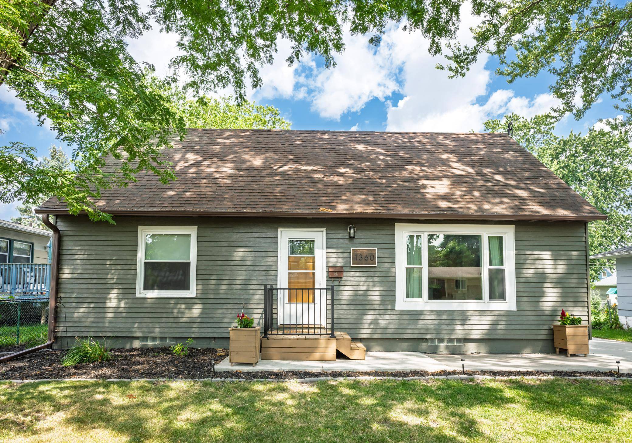1360 9th AVE SE, Rochester, MN 55904