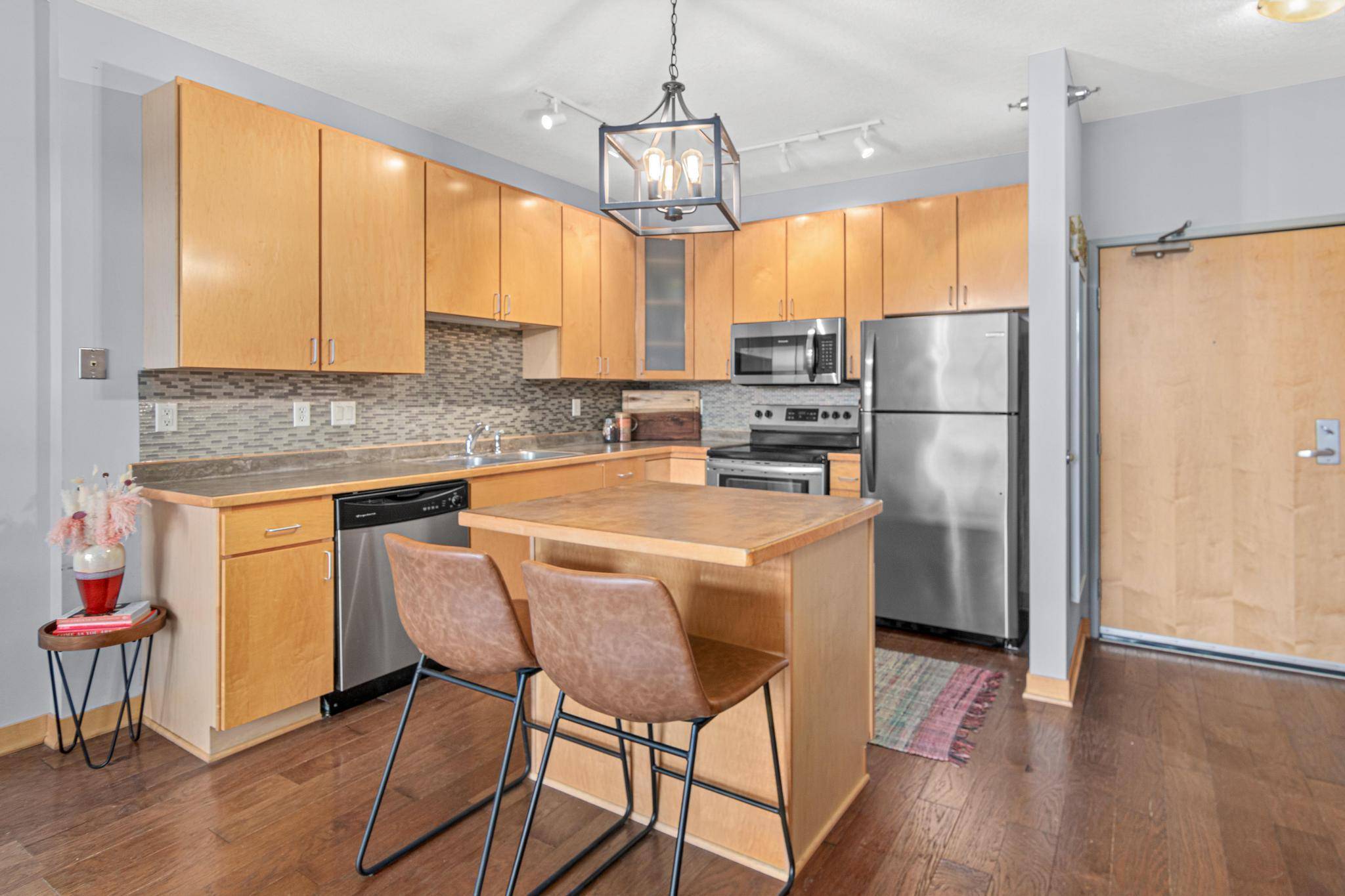2600 University AVE SE #319, Minneapolis, MN 55414