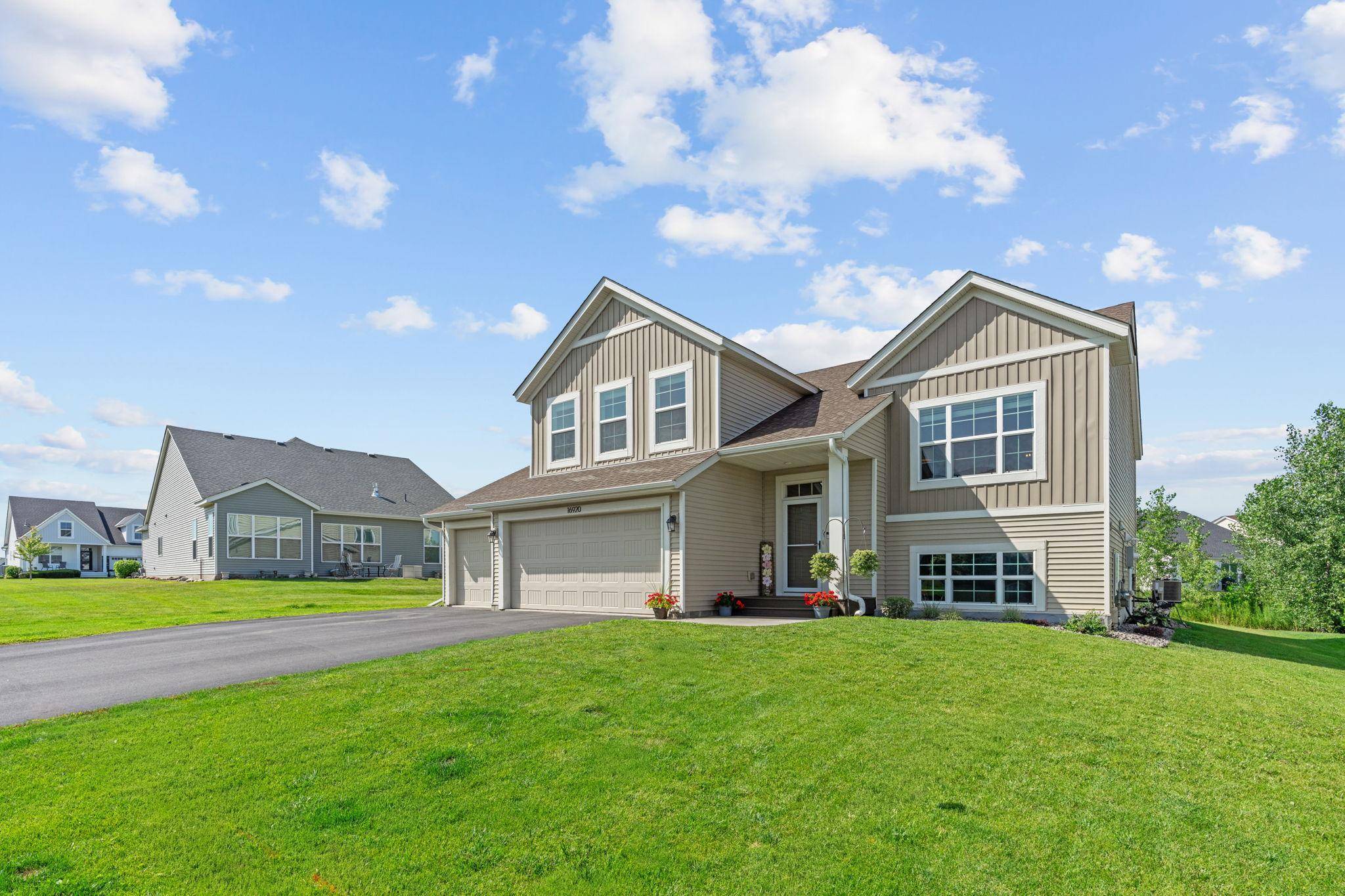 16920 61st ST NE, Otsego, MN 55330