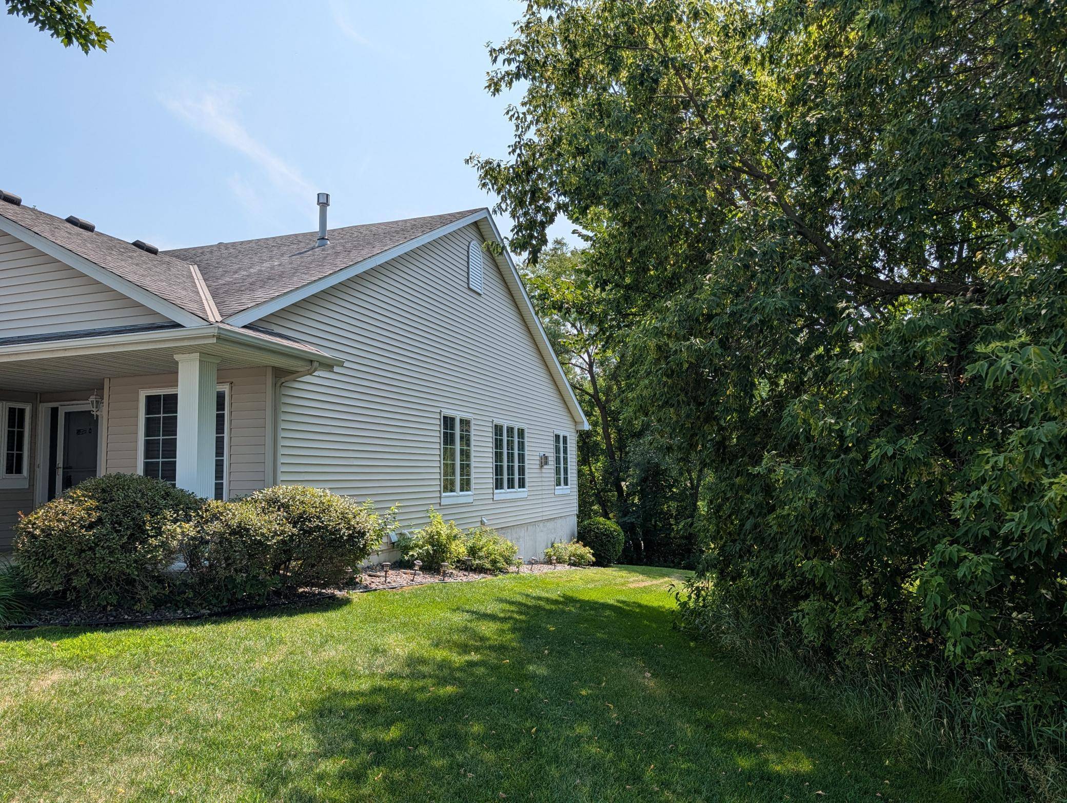 10504 181st LN NW, Elk River, MN 55330