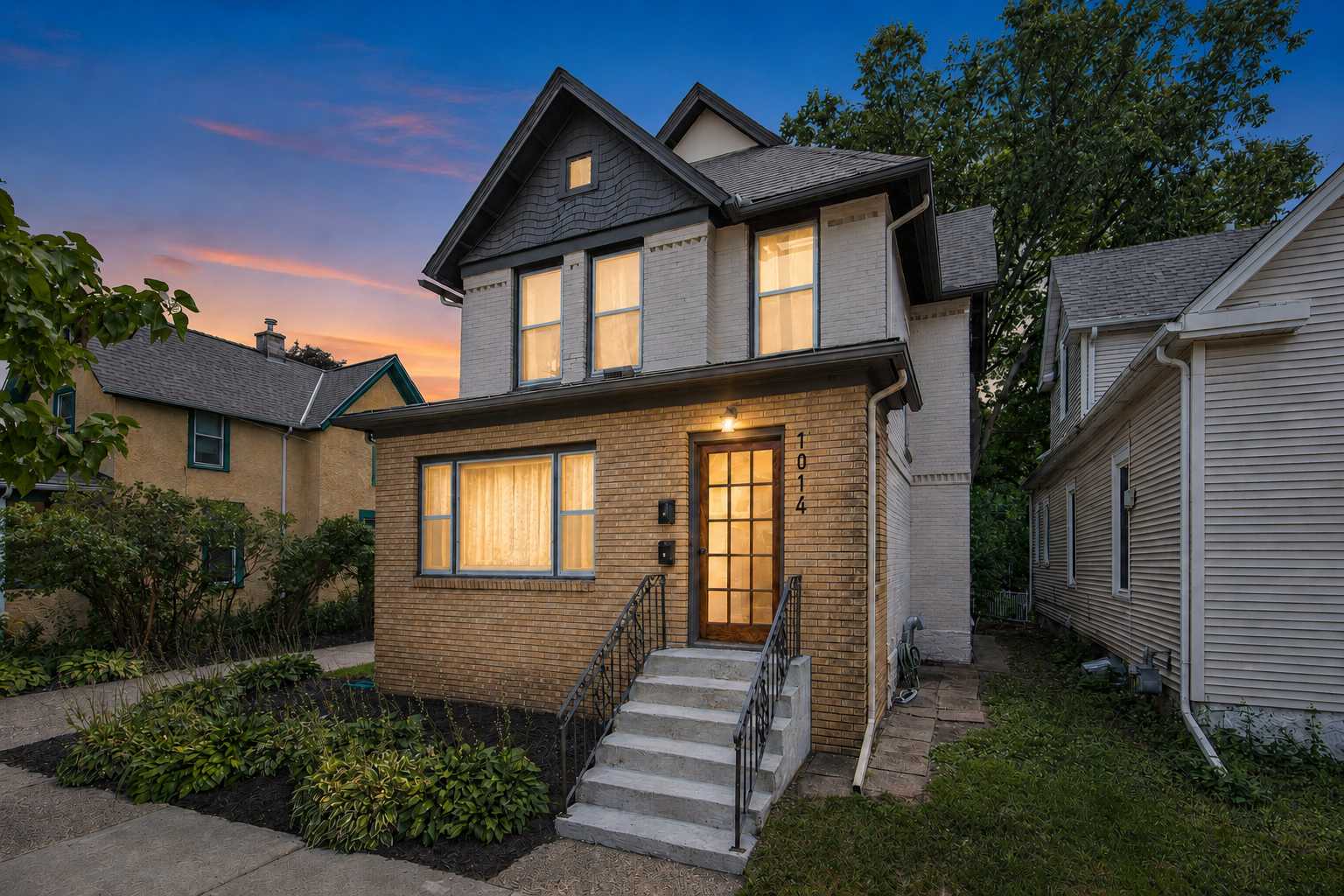 1014 18 1/2 AVE NE, Minneapolis, MN 55418