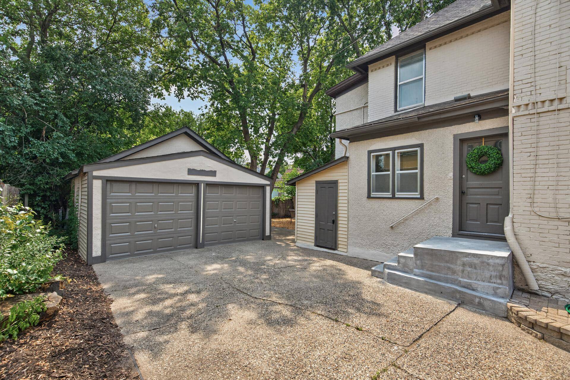 1014 18 1/2 AVE NE, Minneapolis, MN 55418