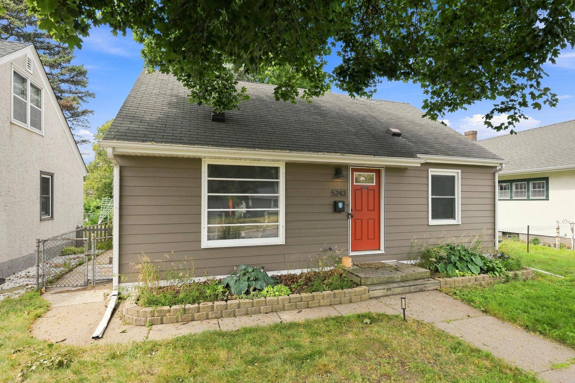 5243 Bryant AVE N, Minneapolis, MN 55430