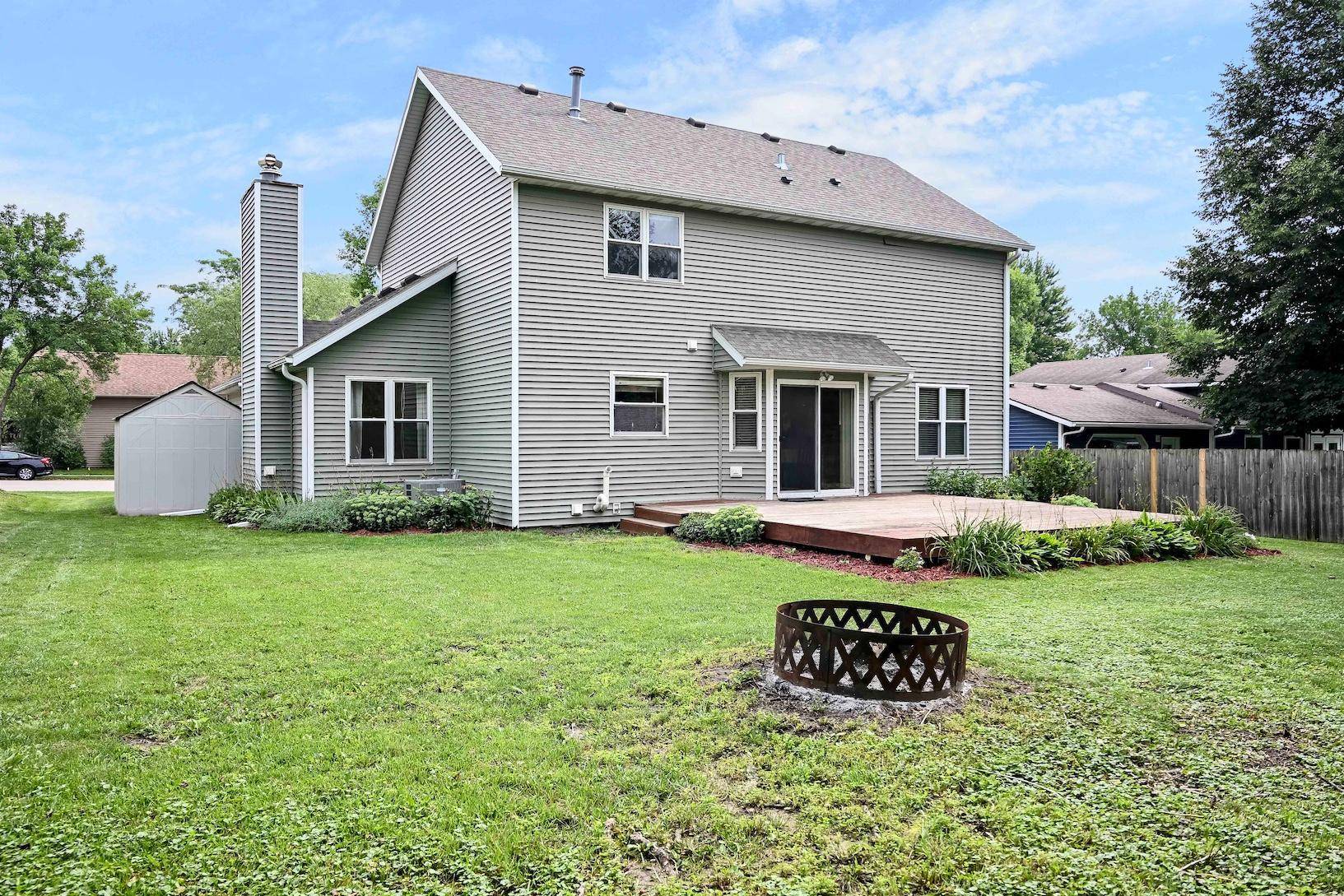 5825 Fairway DR NW, Rochester, MN 55901