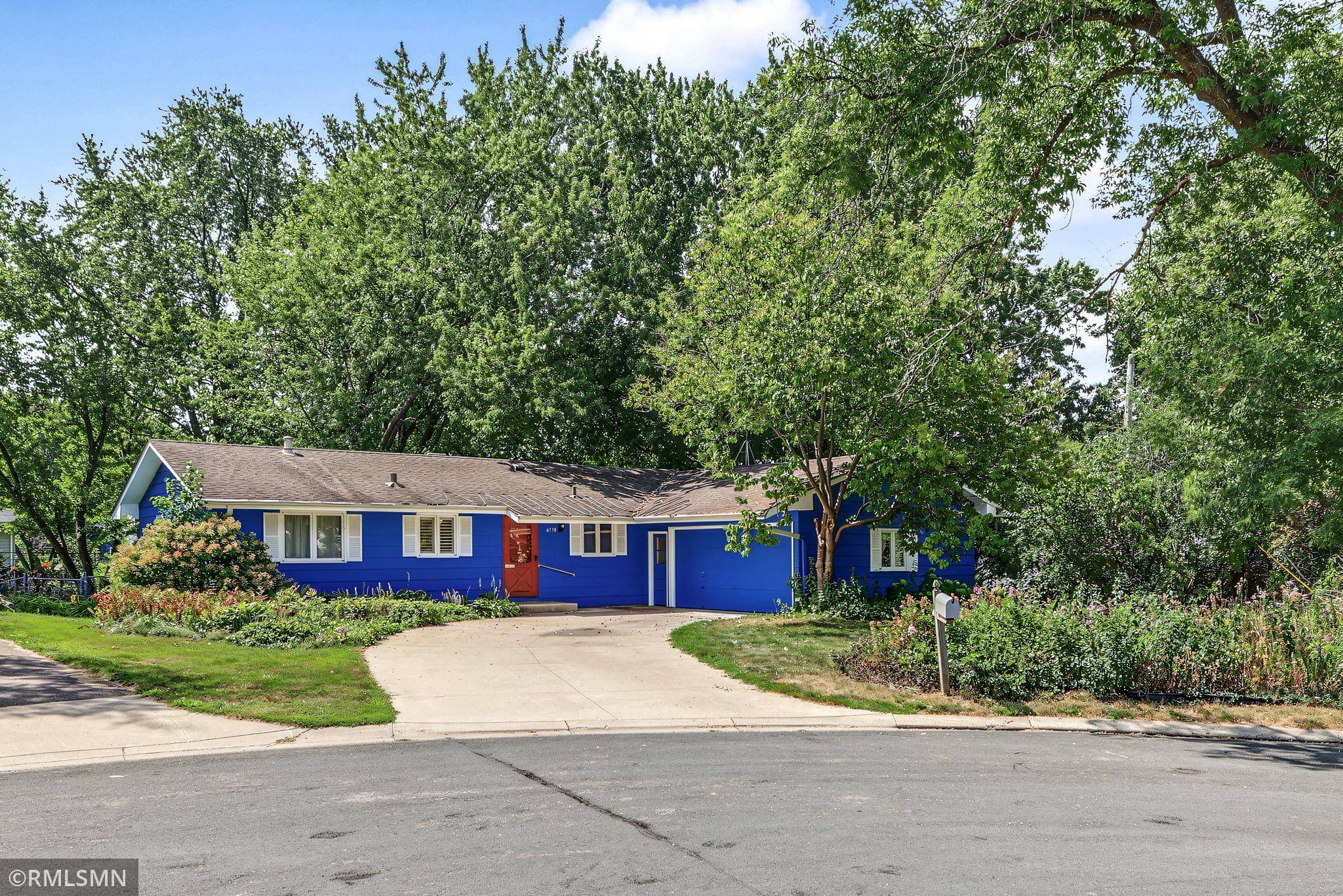4738 Decatur PL N, New Hope, MN 55428