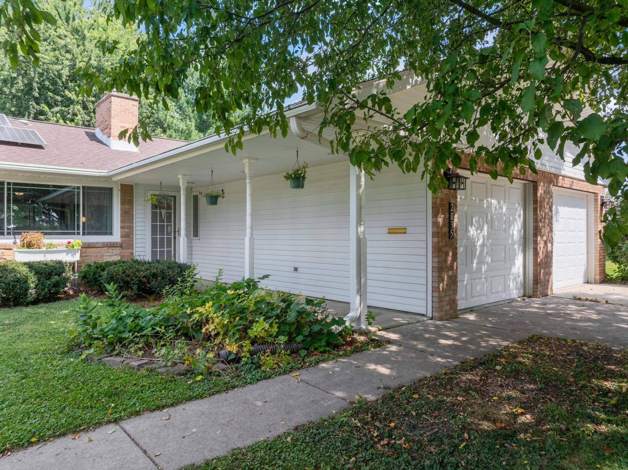 2035 19th ST NW, Rochester, MN 55901