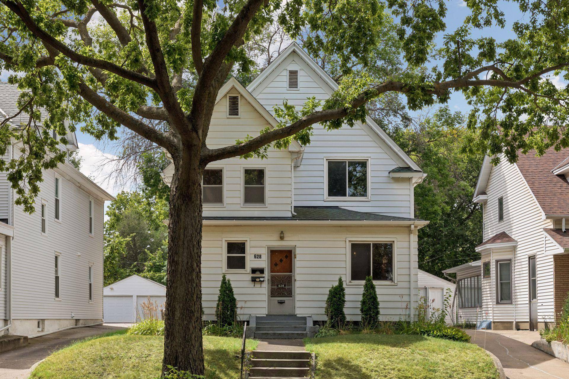 628 4th ST NE, Minneapolis, MN 55413