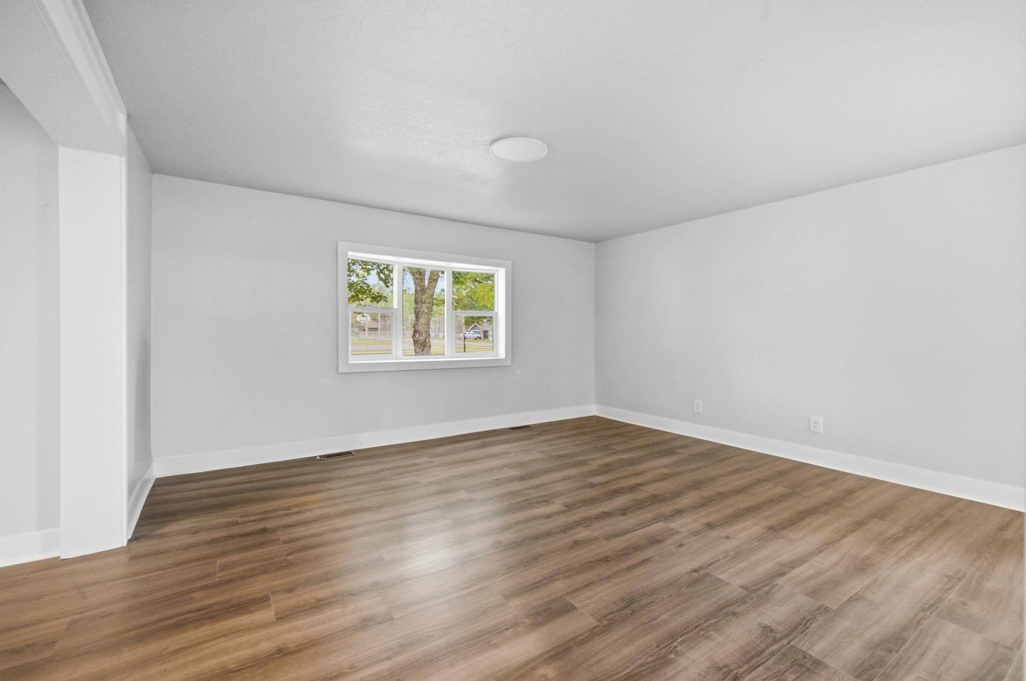 618 N 8th ST, Brainerd, MN 56401