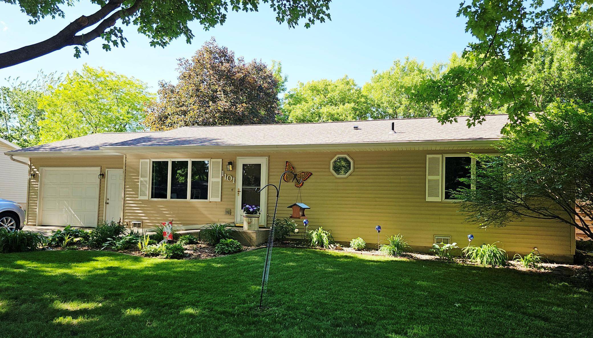 1101 Irene AVE, Willmar, MN 56201