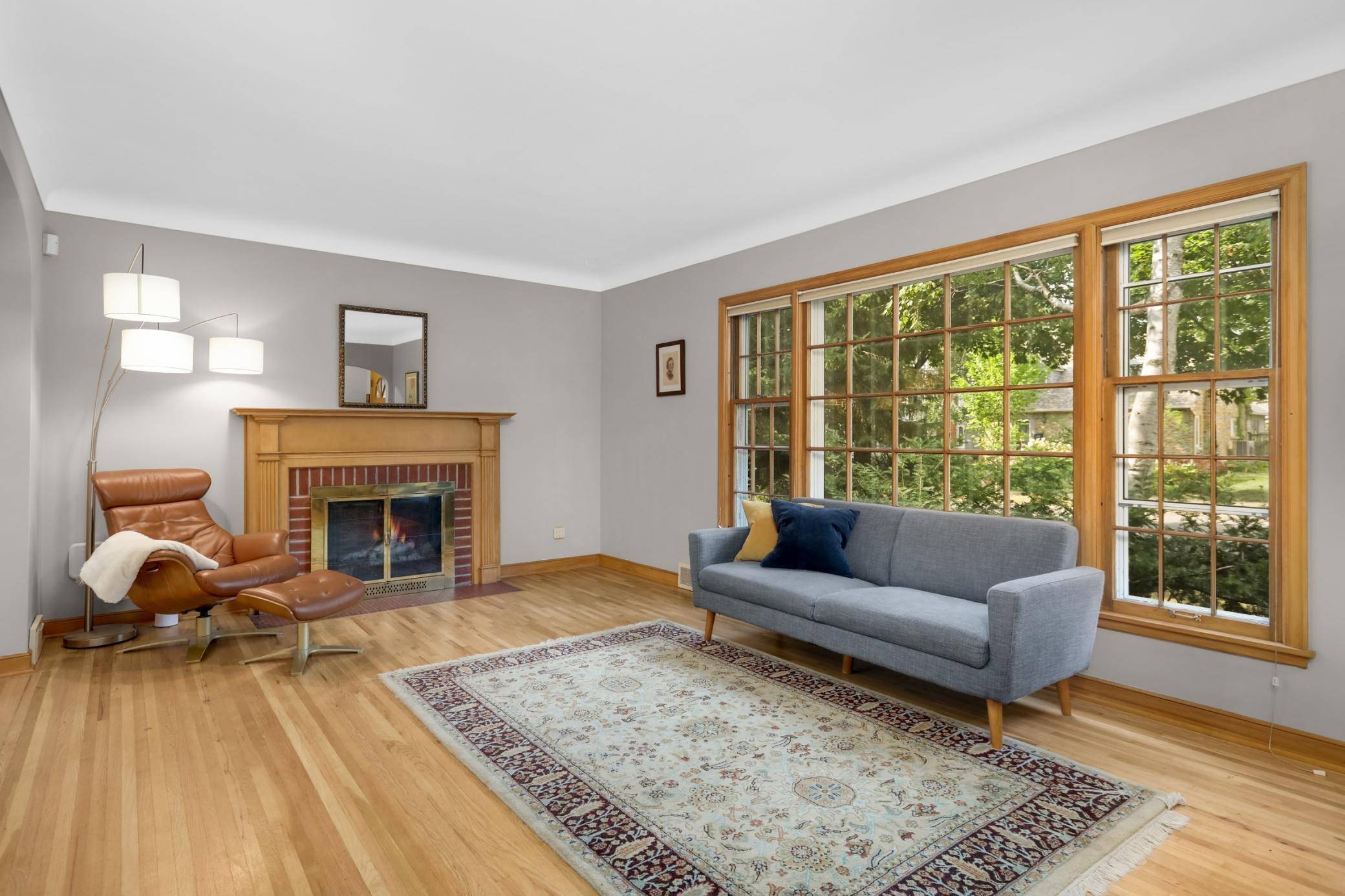 2126 Scheffer AVE, Saint Paul, MN 55116