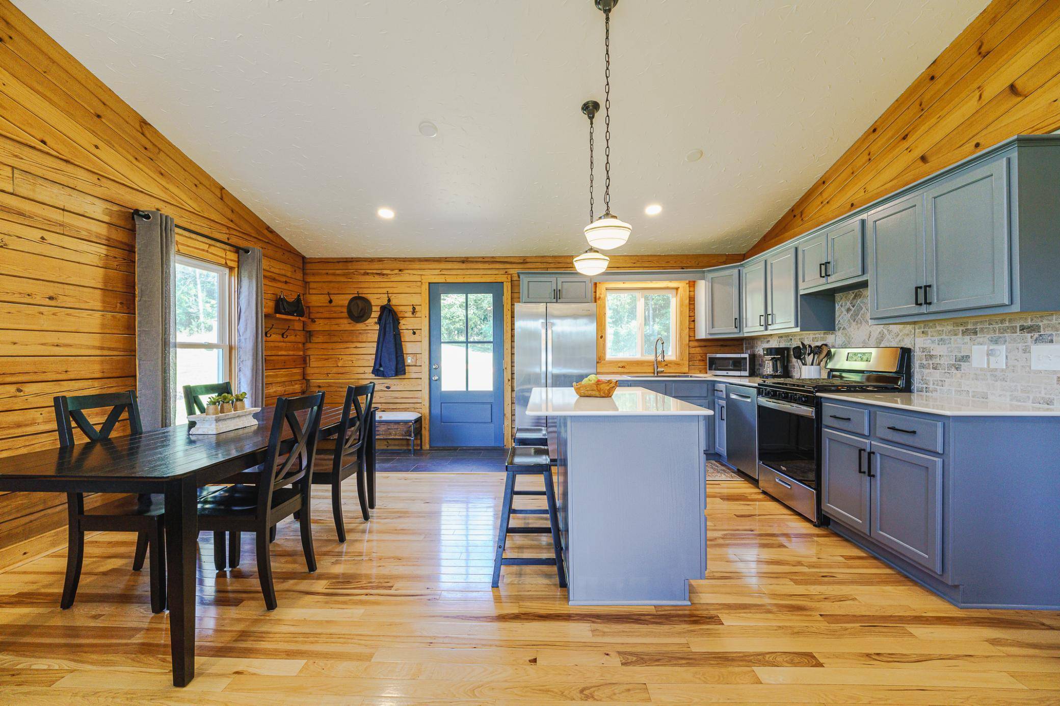 24754 Newport AVE, Prior Lake, MN 55372