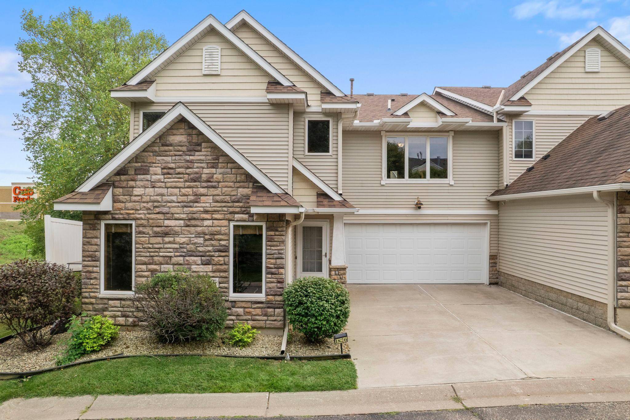 1826 13th ST W, Hastings, MN 55033