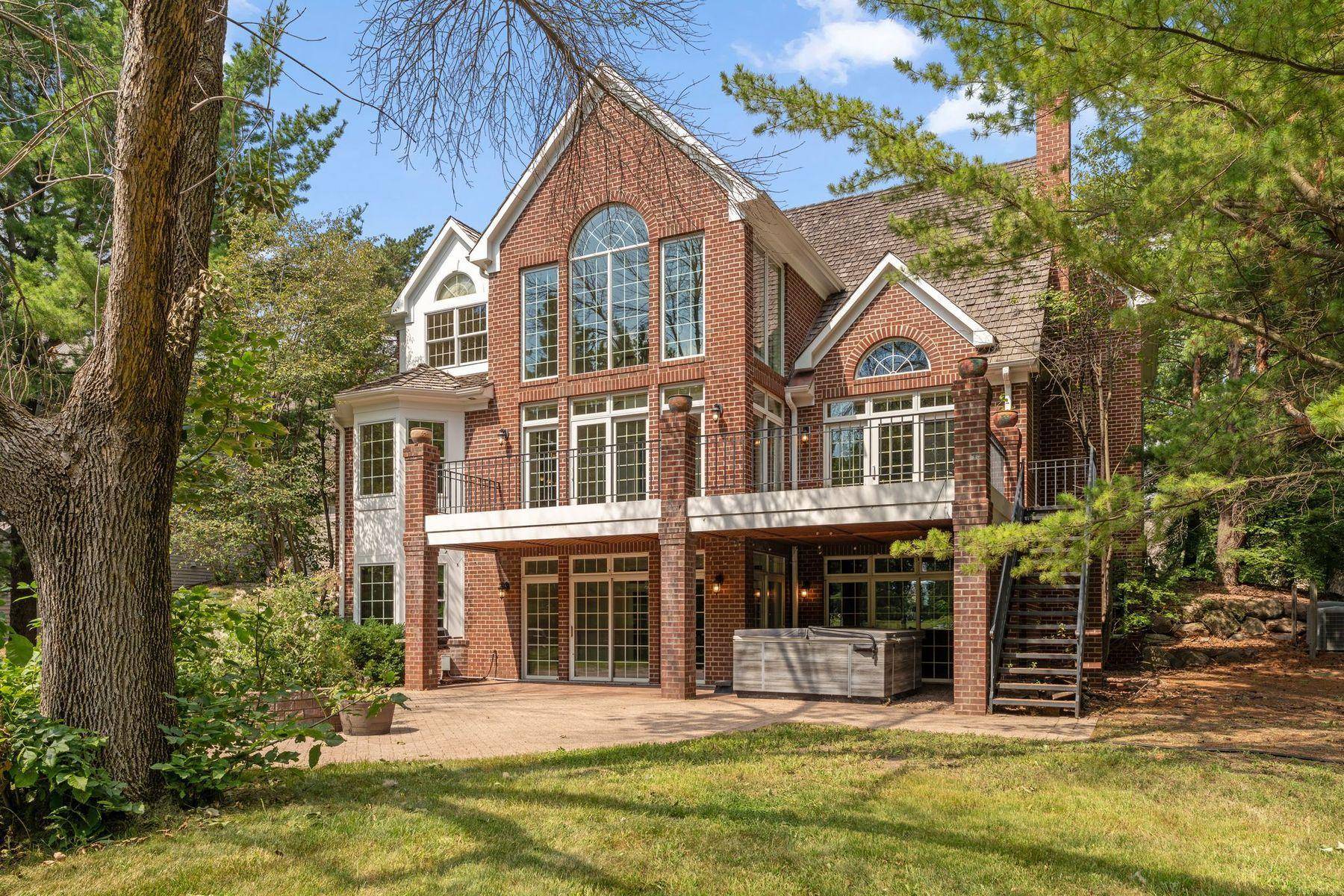 10797 Purdey RD, Eden Prairie, MN 55347