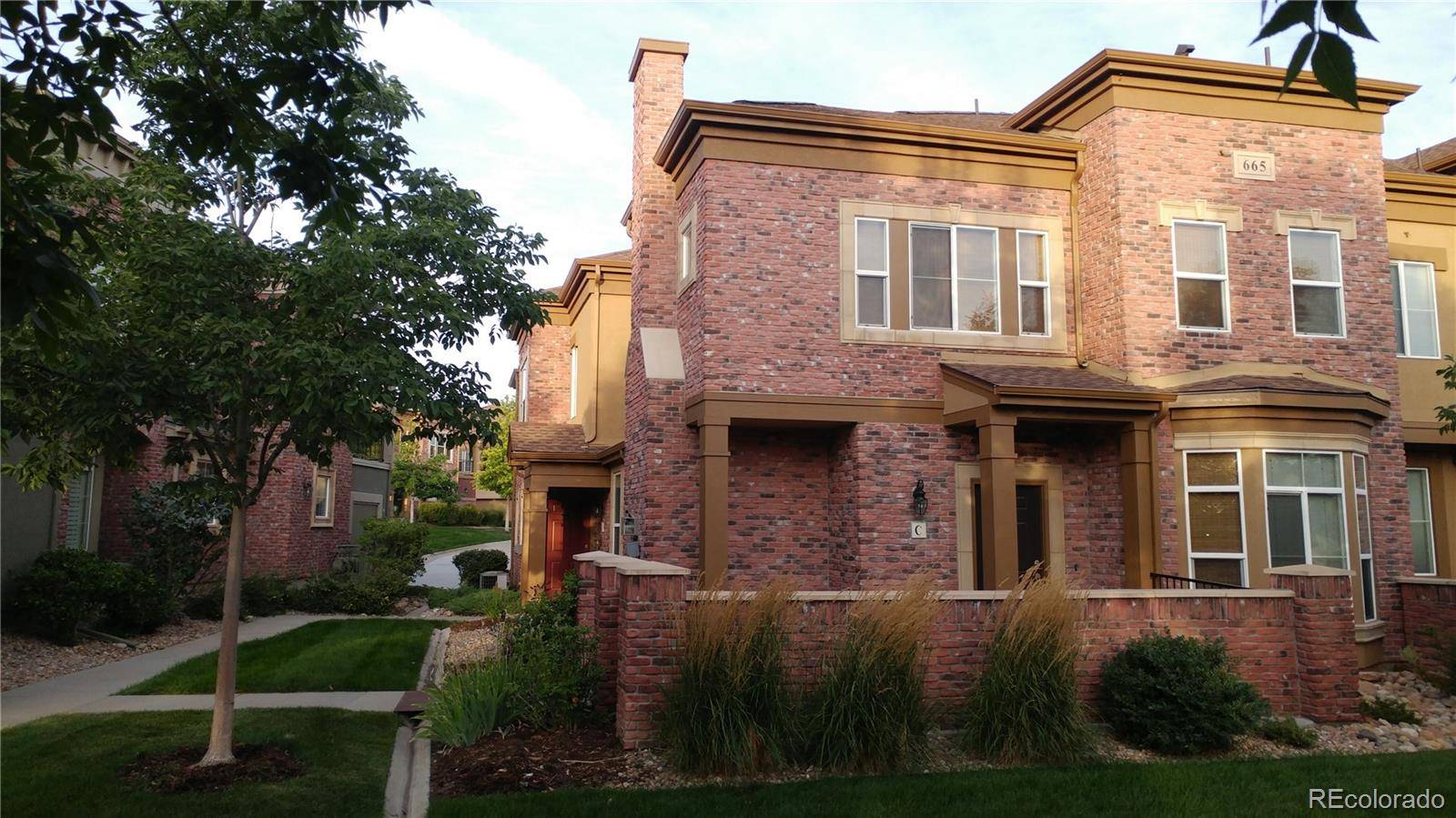 665 W Burgundy ST #A, Highlands Ranch, CO 80129