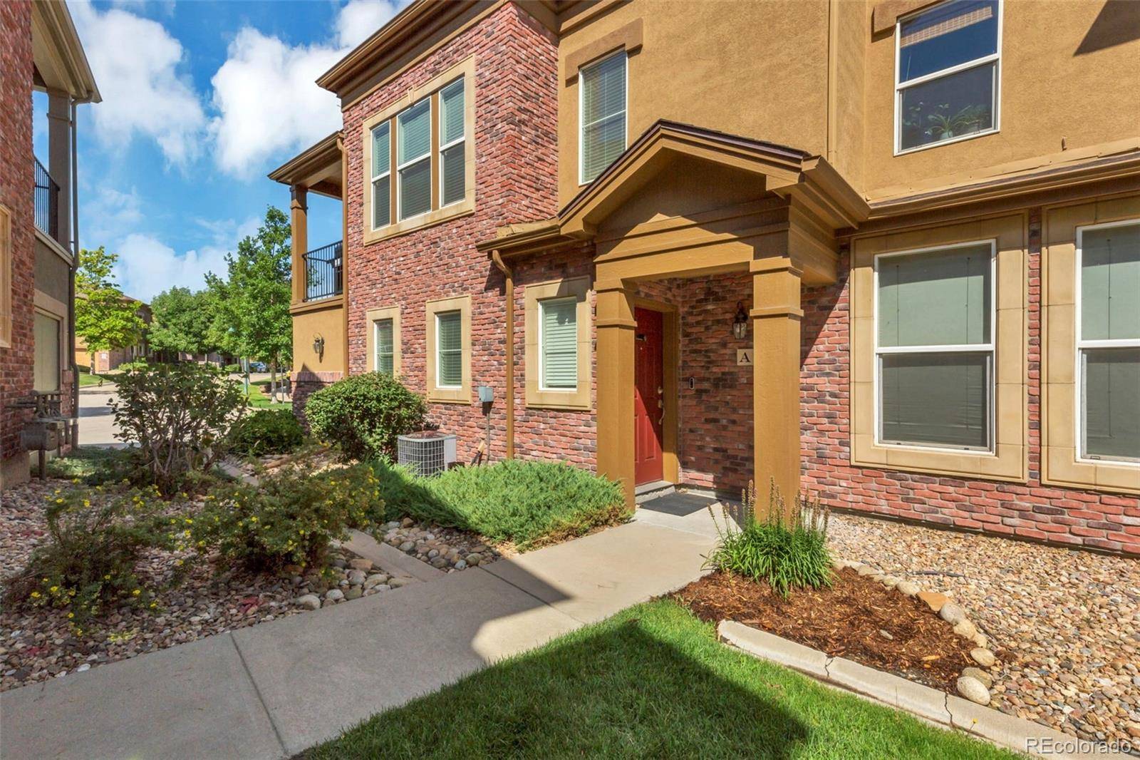 665 W Burgundy ST #A, Highlands Ranch, CO 80129