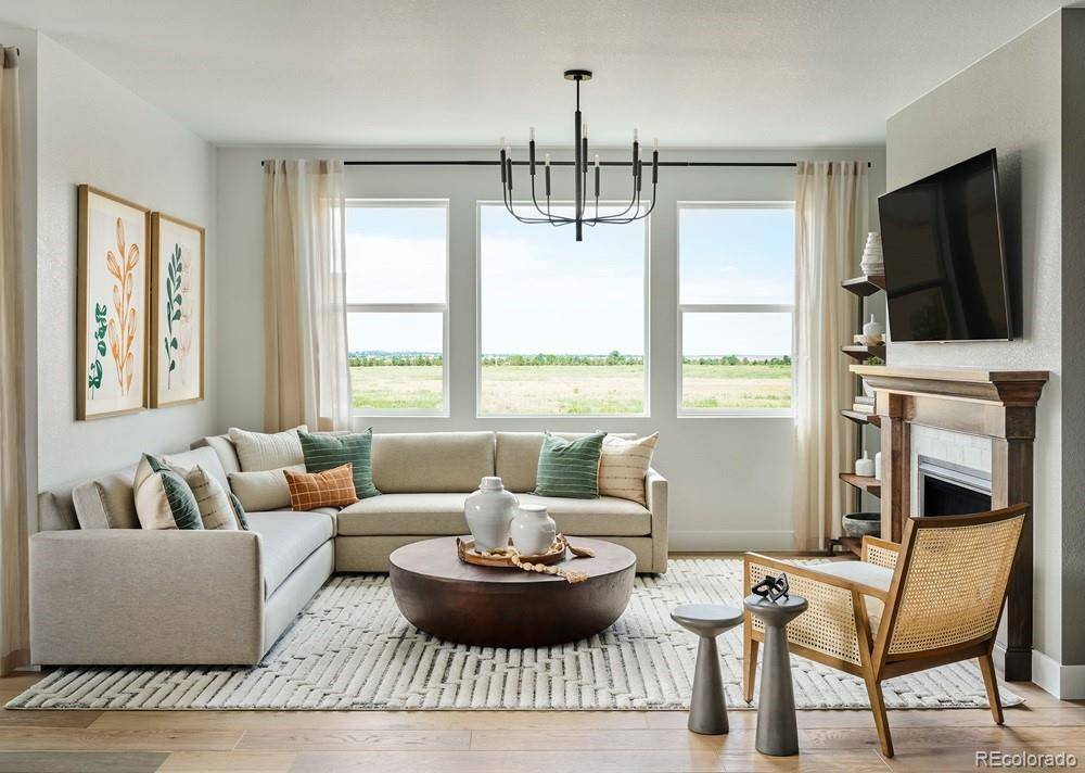17048 W 92nd DR, Arvada, CO 80007