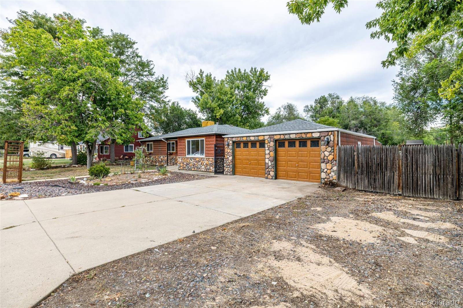 10095 W 41st AVE, Wheat Ridge, CO 80033