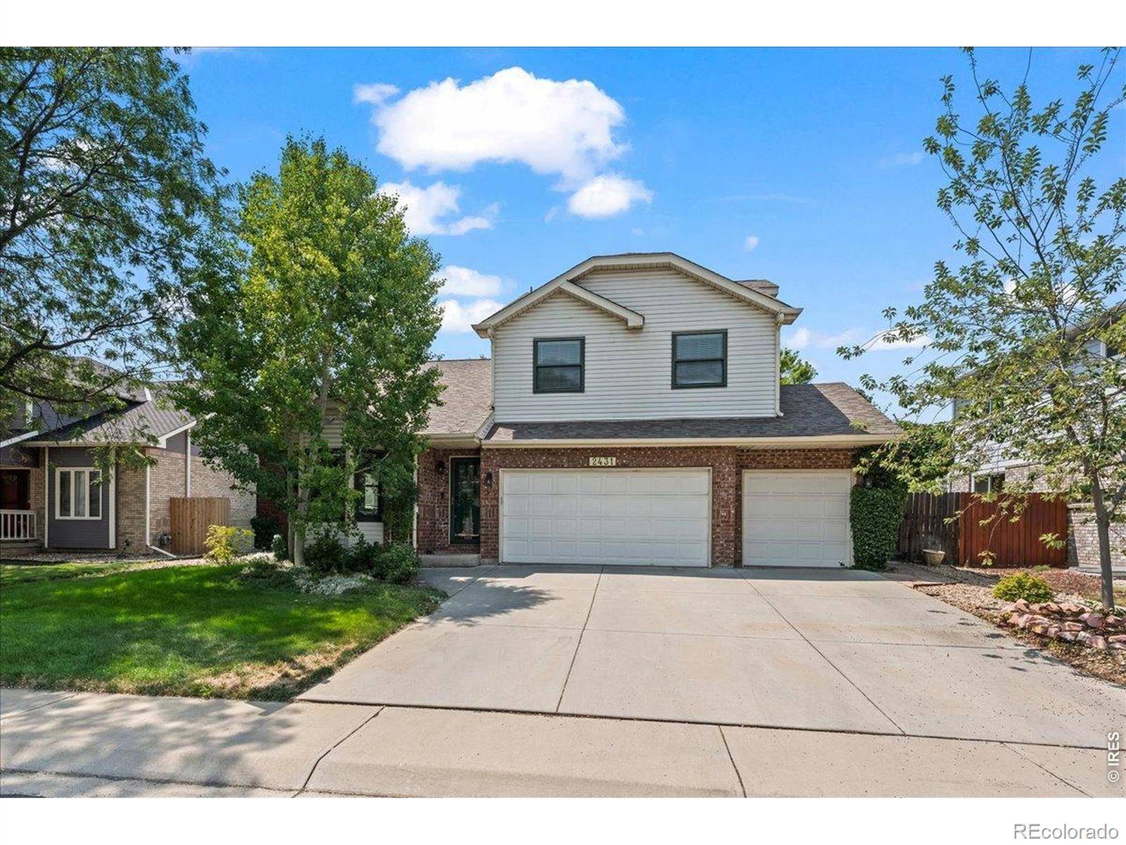 2431 Maplewood CIR, Longmont, CO 80503