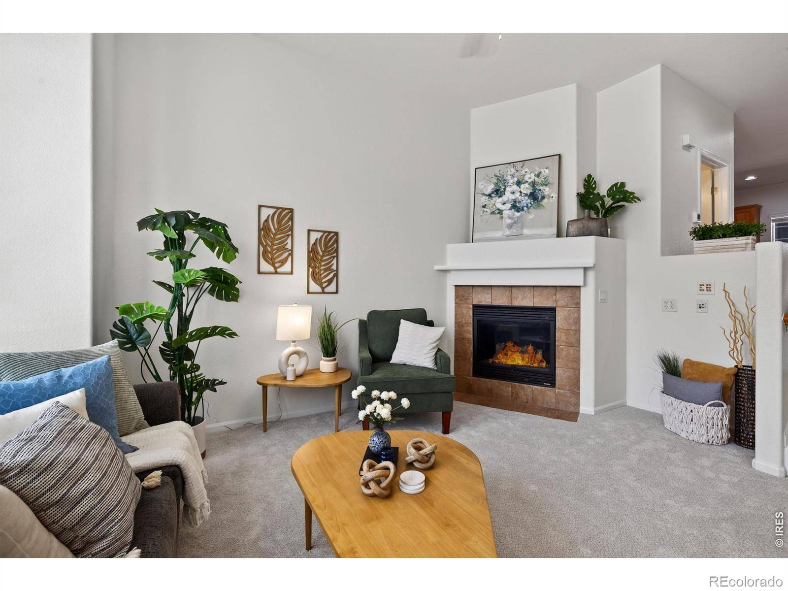 789 Bristle Pine CIR #C, Highlands Ranch, CO 80129