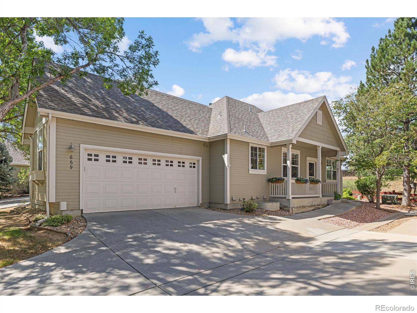 669 Wild Ridge LN, Lafayette, CO 80026