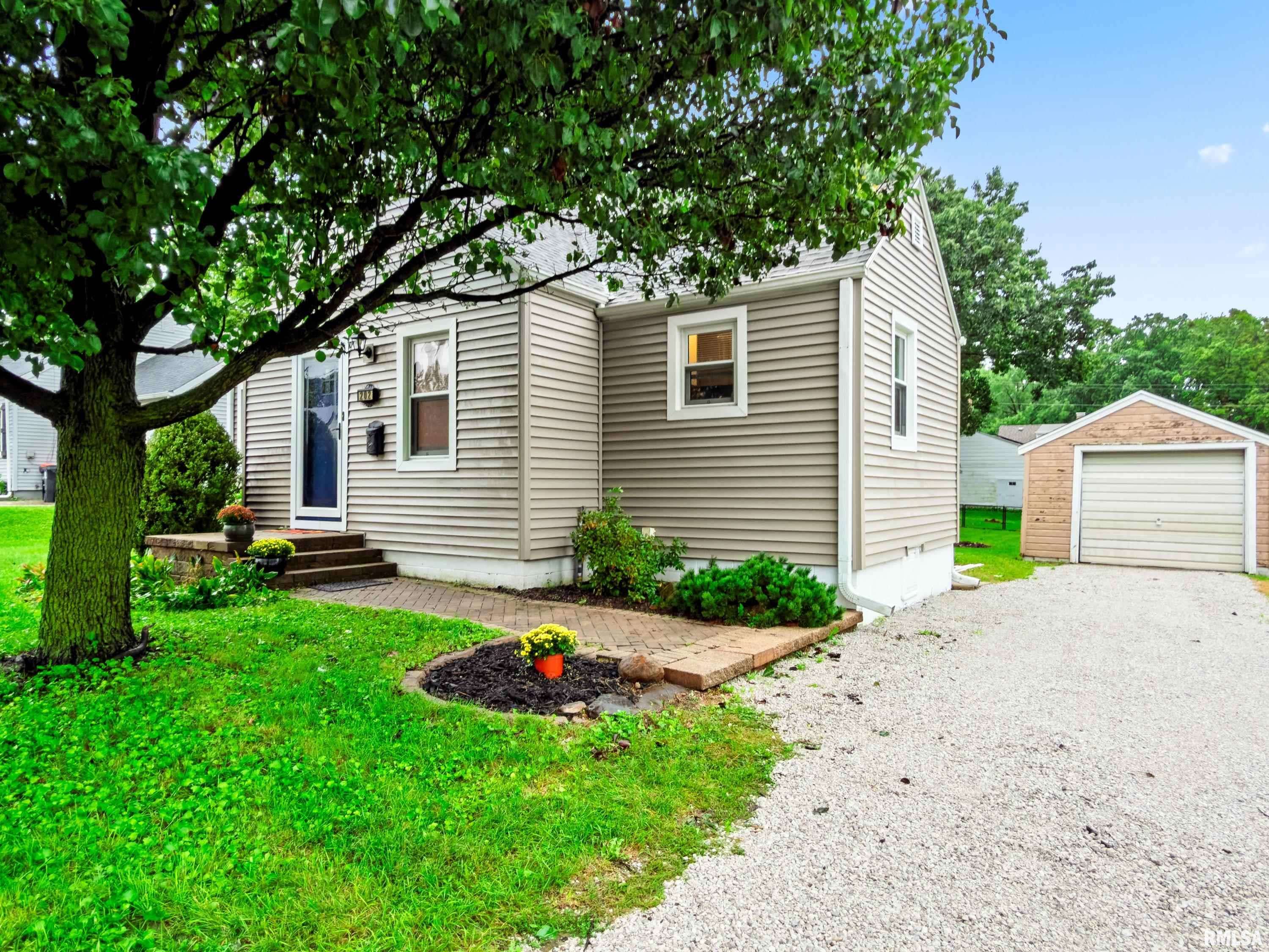 202 CENTRAL AVE, Washington, IL 61571