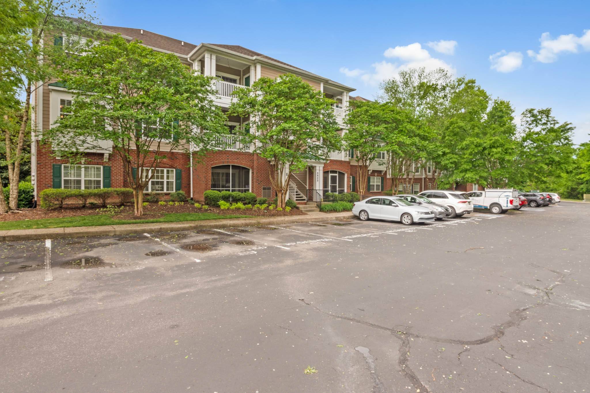 4845 Bevendean Dr #E10, Nashville, TN 37211