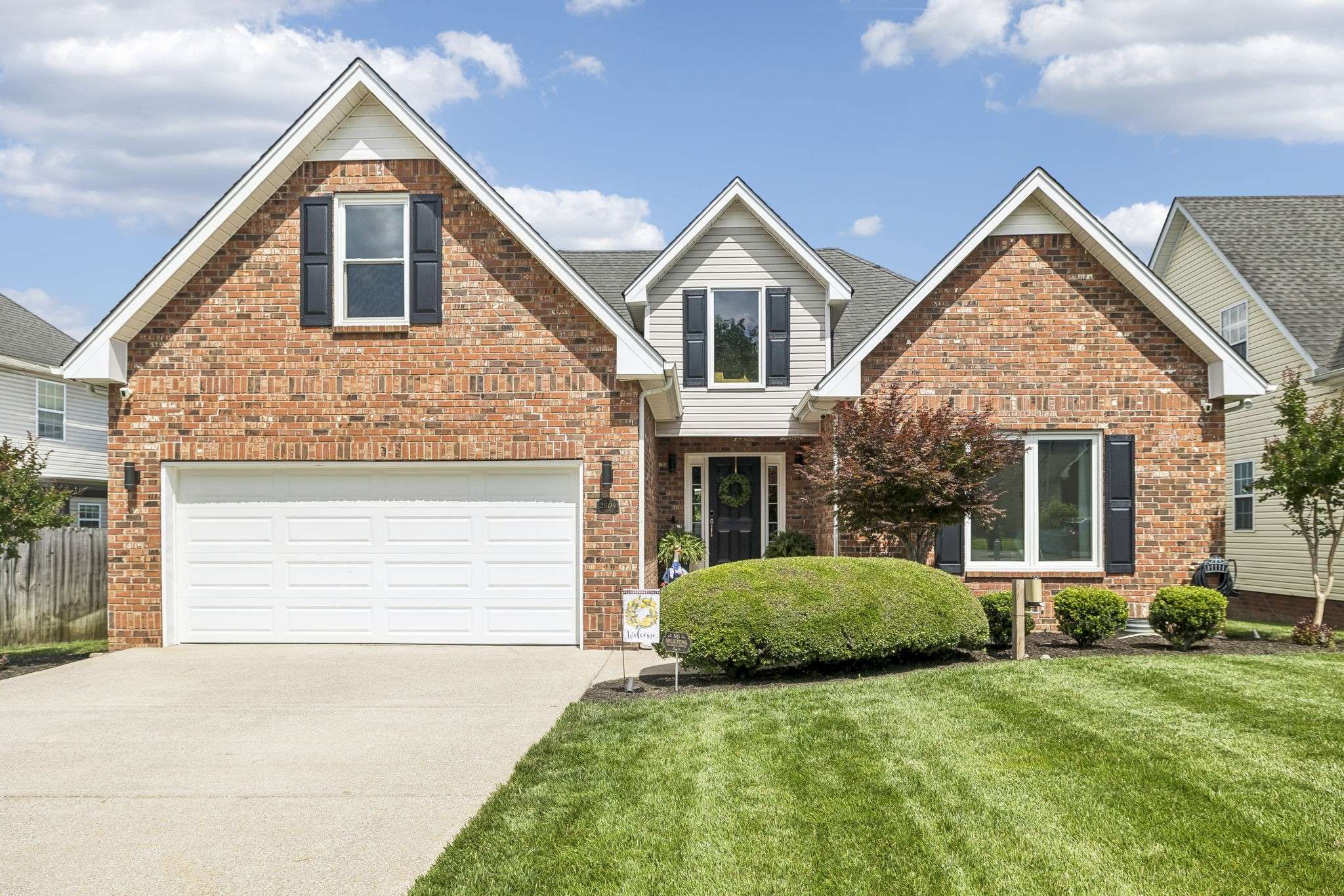 2504 Oak Hill Dr, Murfreesboro, TN 37130