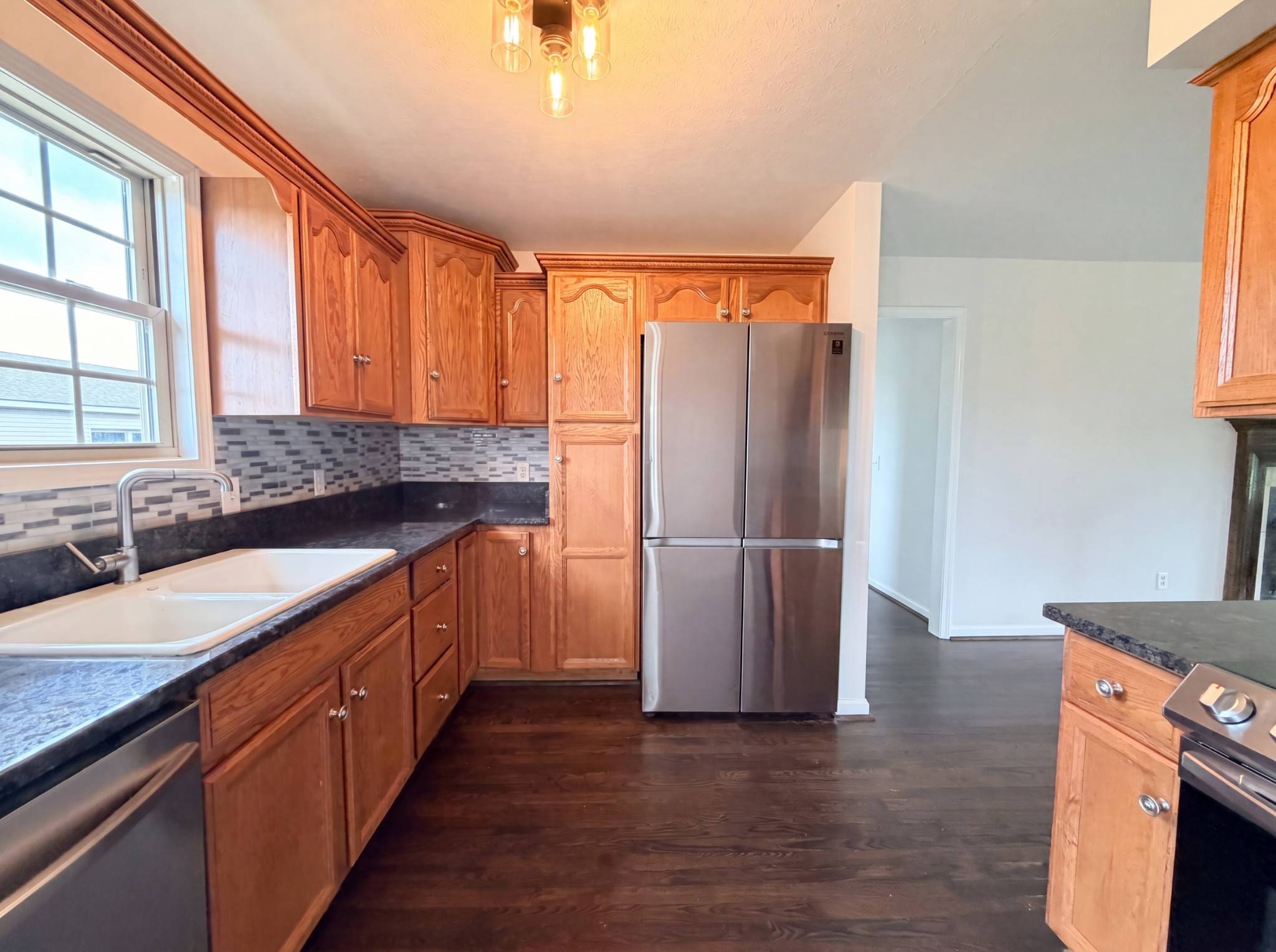 4523 Atkins Rd, Cedar Hill, TN 37032